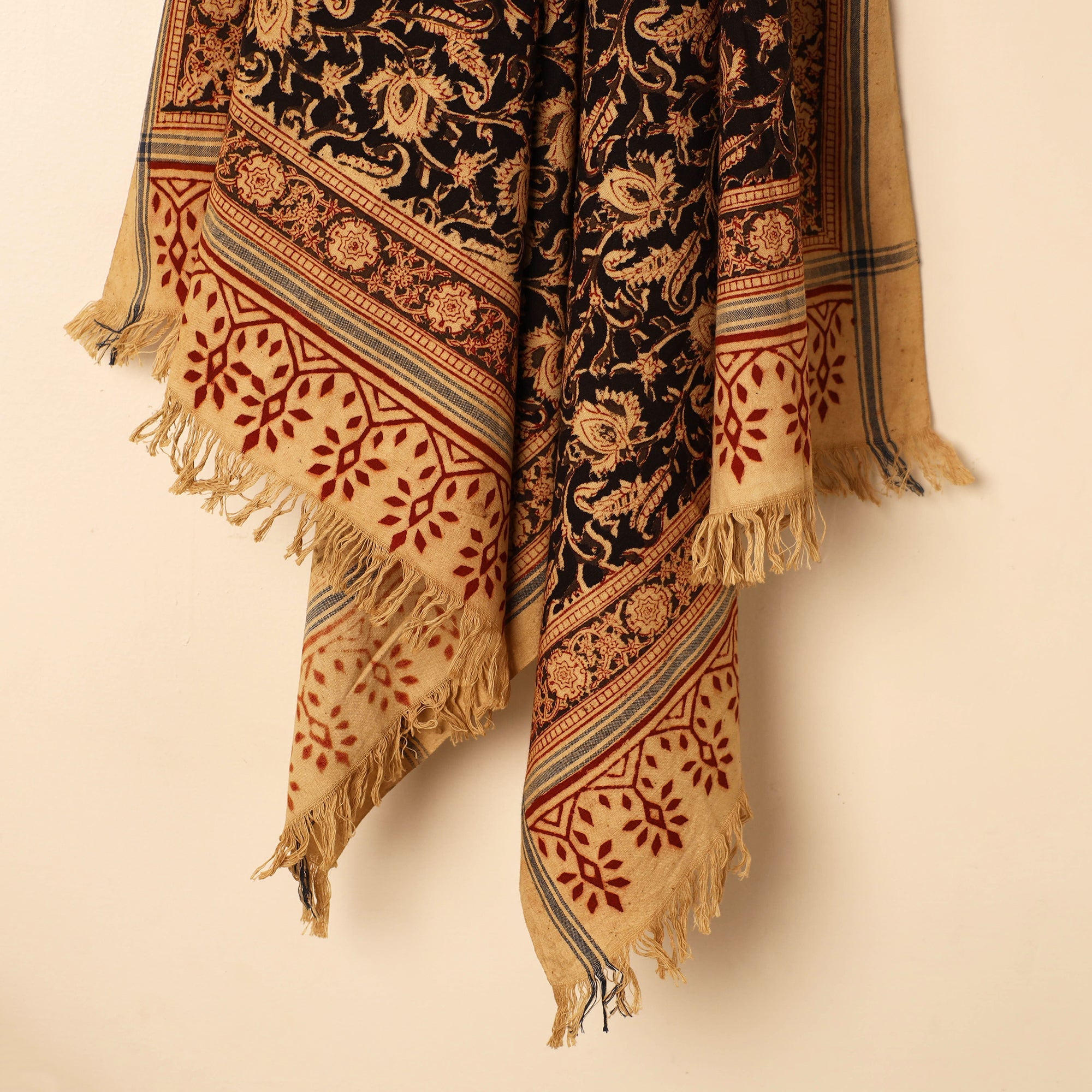 PITCHUKA SRINIVAS KALAMKARI PEDANA Black - Handloom Cotton Block Printed Pedana Kalamkari Towel 01 - view 2