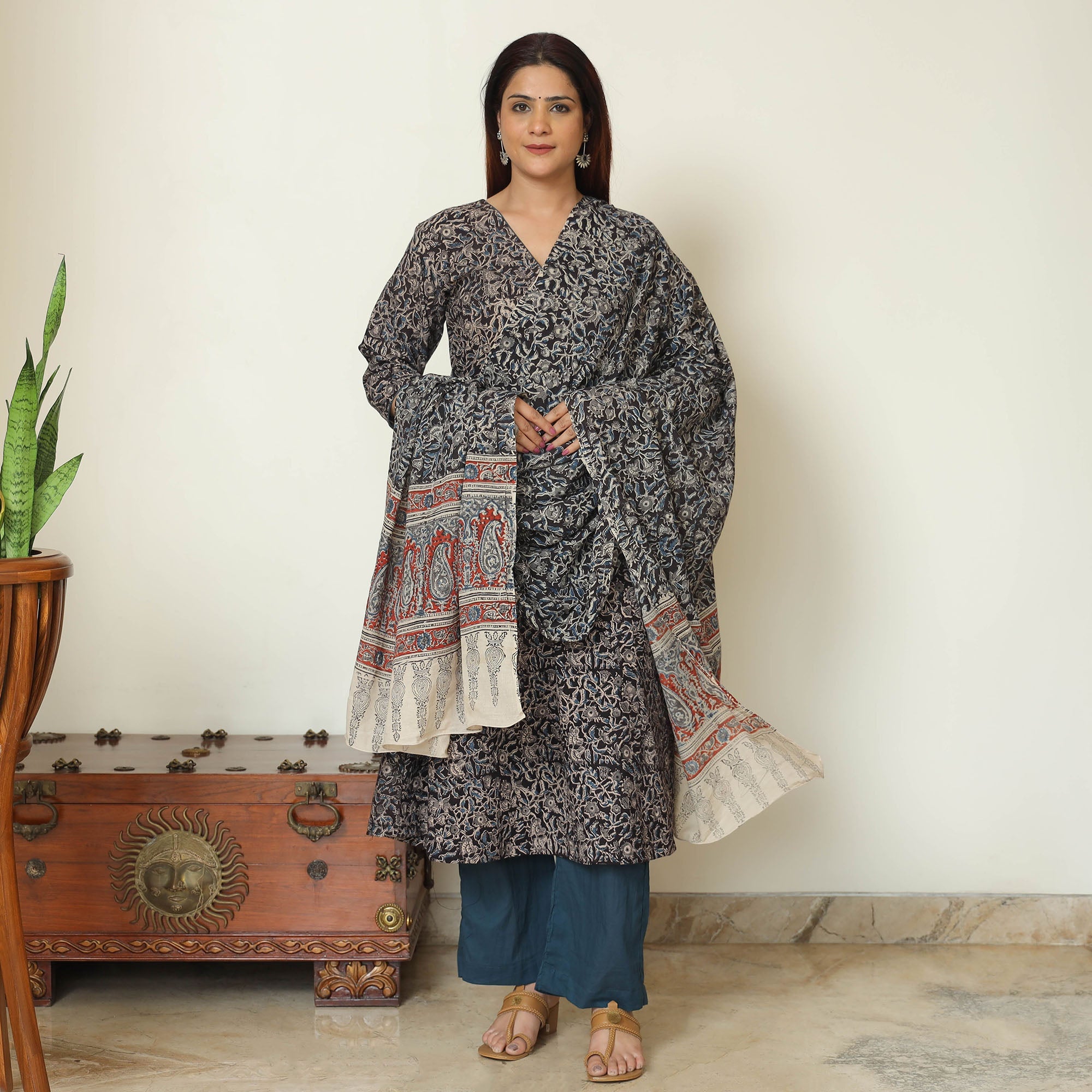 ITOKRI CASUALS Black - Pedana Kalamkari Block Printed Cotton Kurta with Palazzo & Dupatta Set 11 - view 2