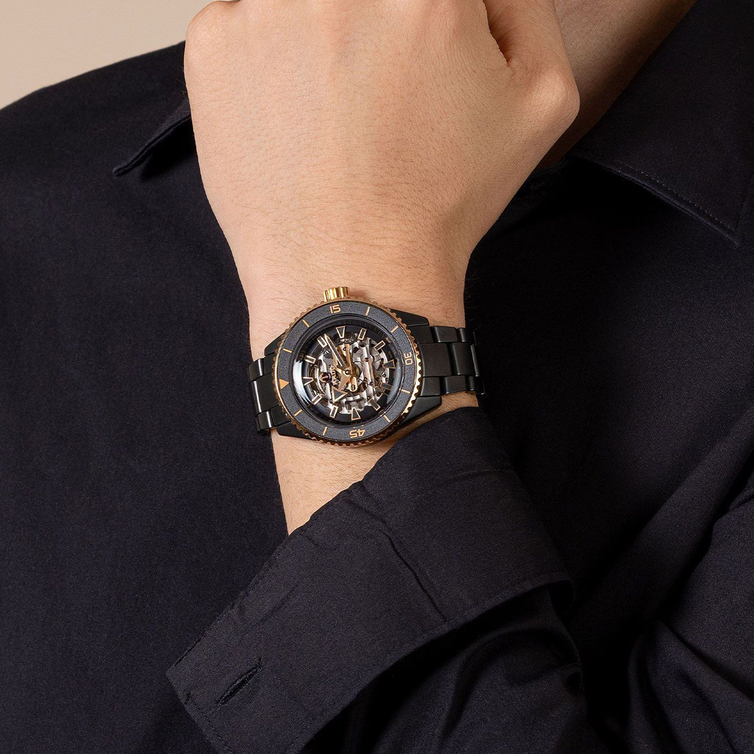 Rado Captain Cook Men Automatic Black Dial Analog Titanium Watch R32192152 - view 6