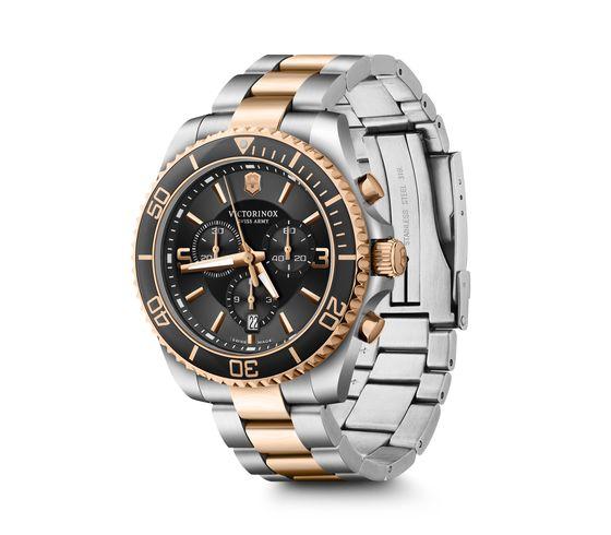 Victorinox Maverick Black Dial Men 43mm - view 2