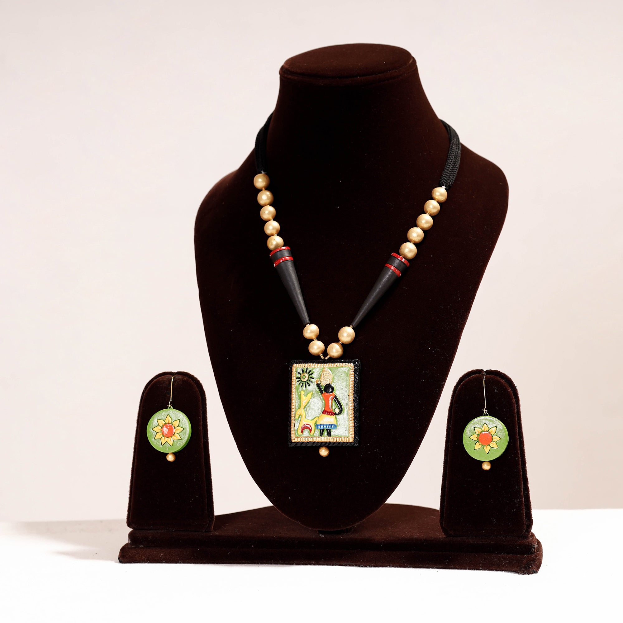 KHUSHBASH - HAPPY LOOM OF EAST Bishnupur Handpainted Terracotta Necklace Set