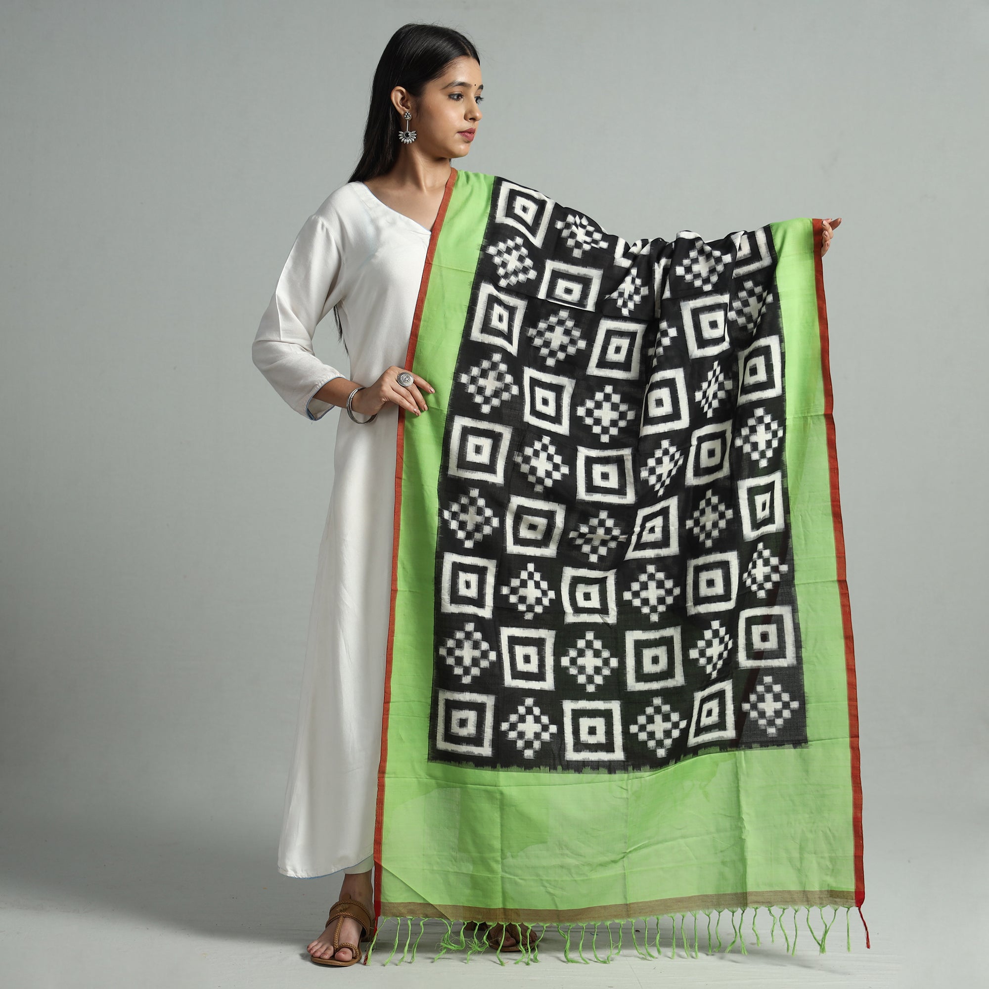 POCHAMPALLY IKAT WEAVES BY GOVARDHAN Black - Pochampally Double Ikat Cotton Handloom Dupatta with Tassels 68