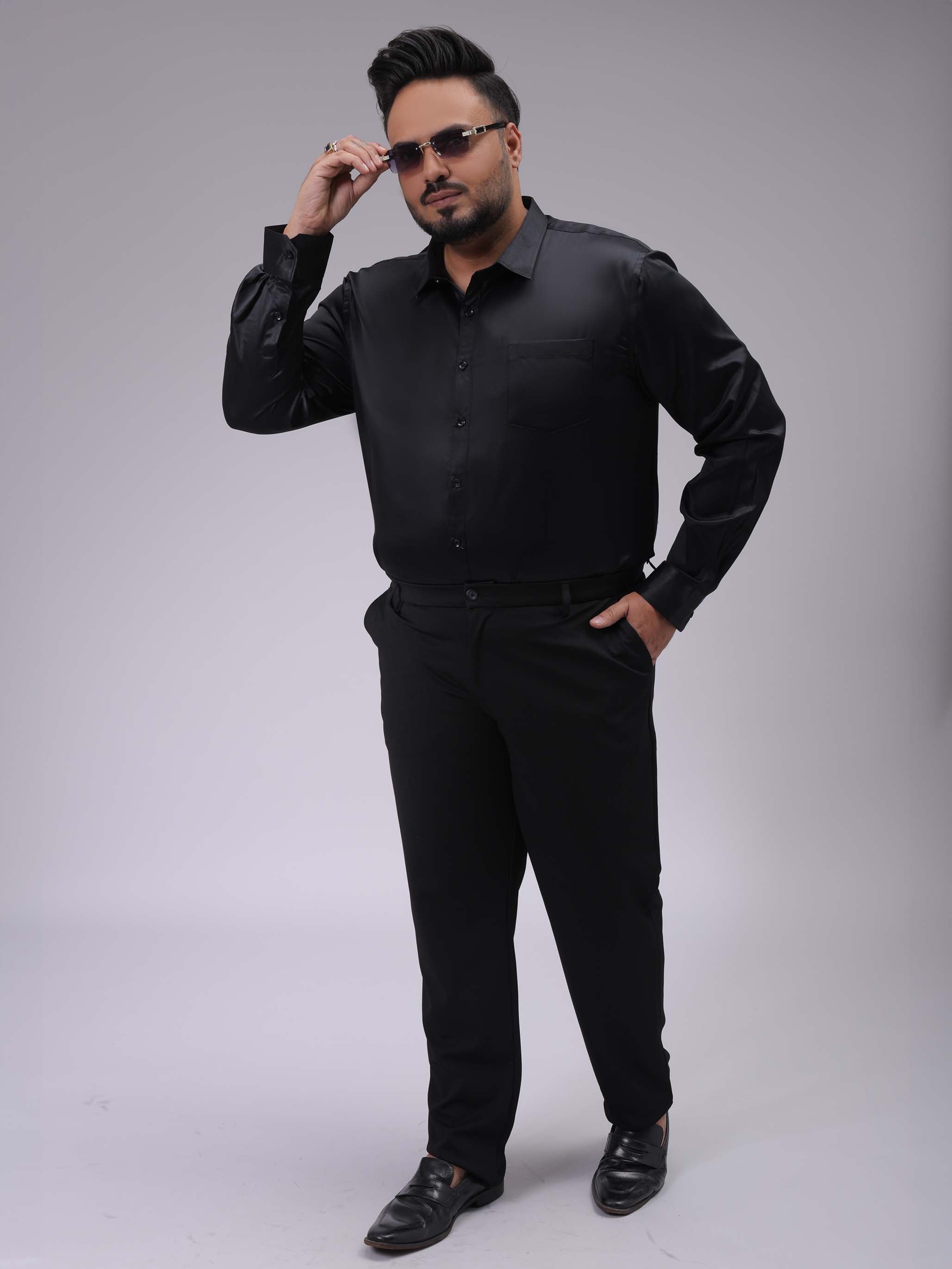 HARDSODA Men's Plus Size Black Regular Fit Solid Formal Shirt - view 2