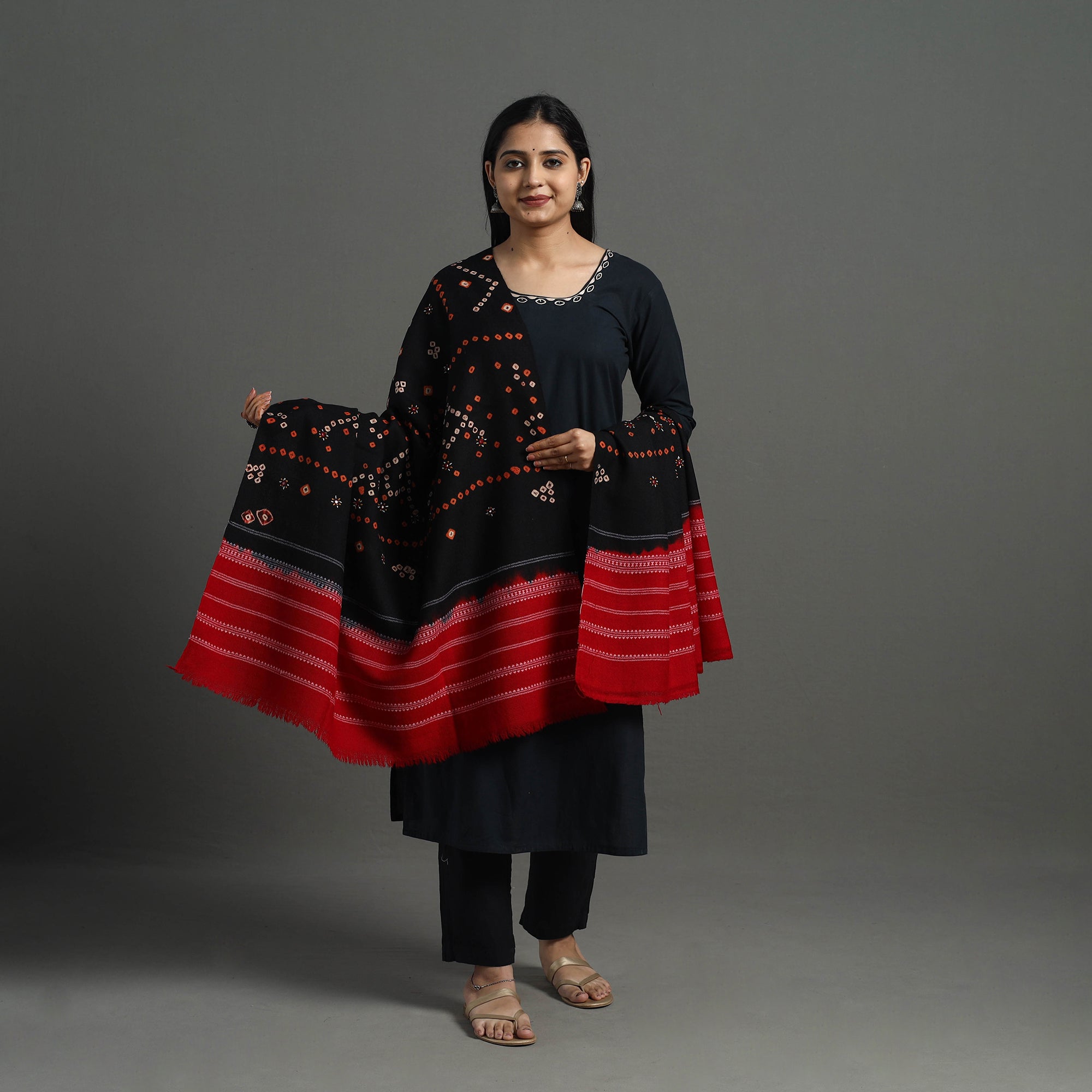 VANKAR BHIMJI KANJI Black - Mirror Work Handwoven Bagida Bandhani Wool Shawl 04