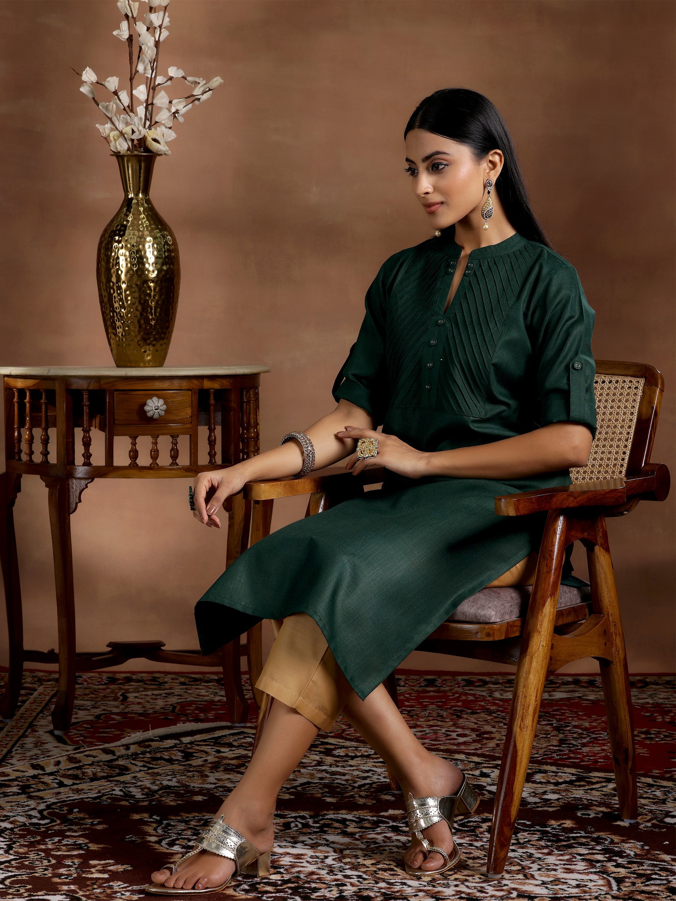Libas Green Solid Cotton Blend Straight Kurta