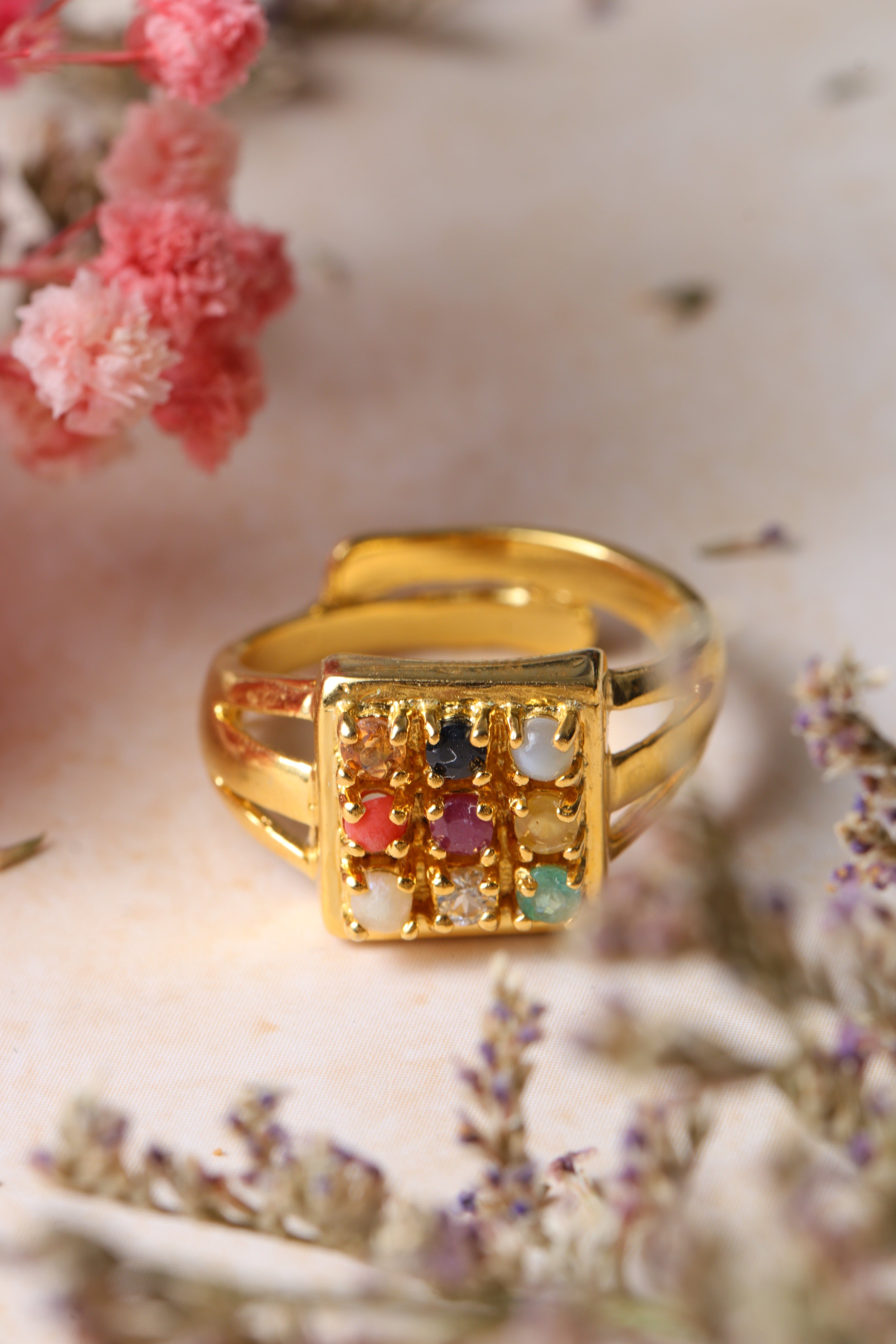 Studio Vaidik Navratan Ring Ruby (Manik), Emerald (Panna), Blue Sapphire (Neelam), Yellow Sapphire (Pukhraj), Pearl (Moti), Zircon Diamond (Heera)(cz-