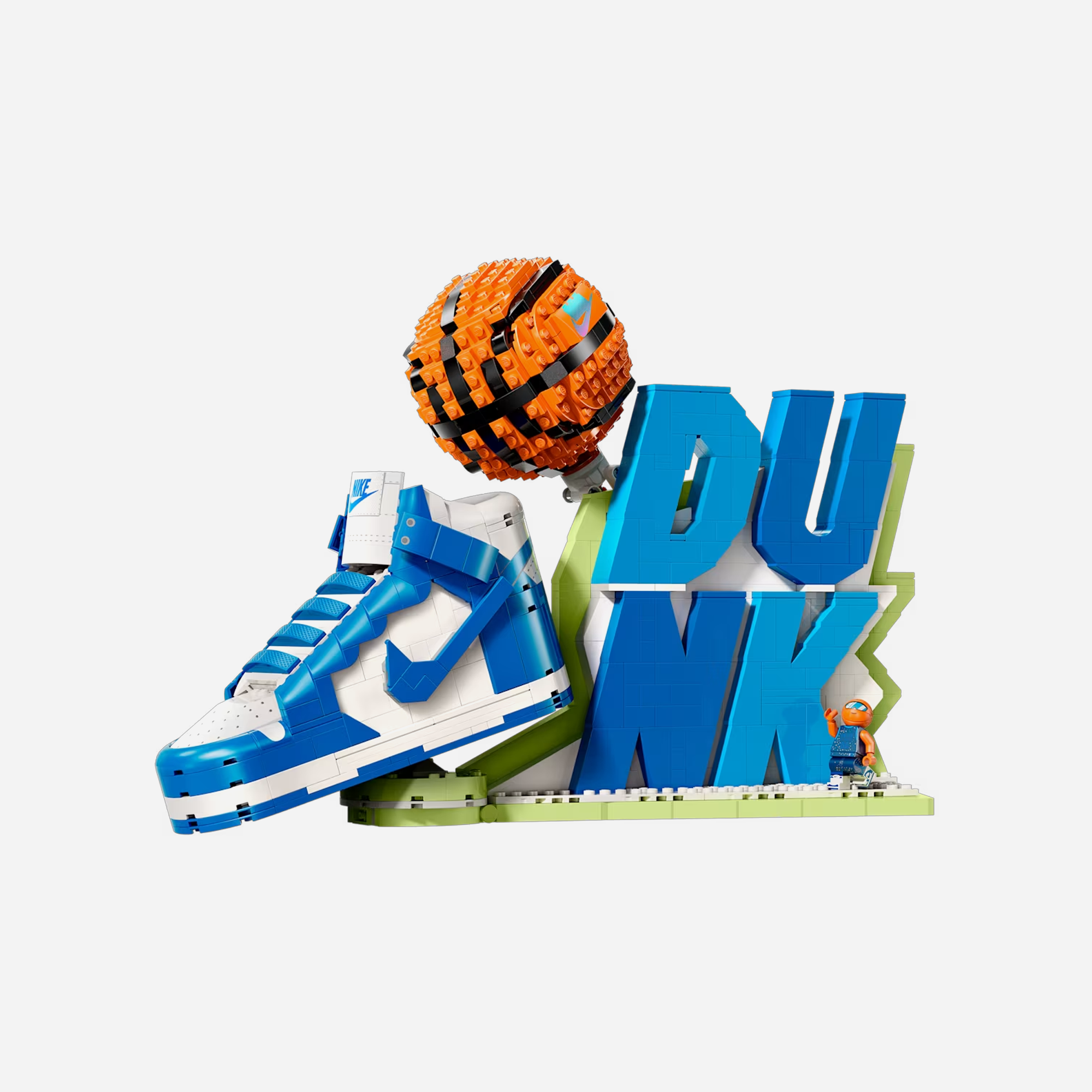 Nike Dunk x LEGO Set Sneaker-Building Kit with Exclusive Minifigure - view 2