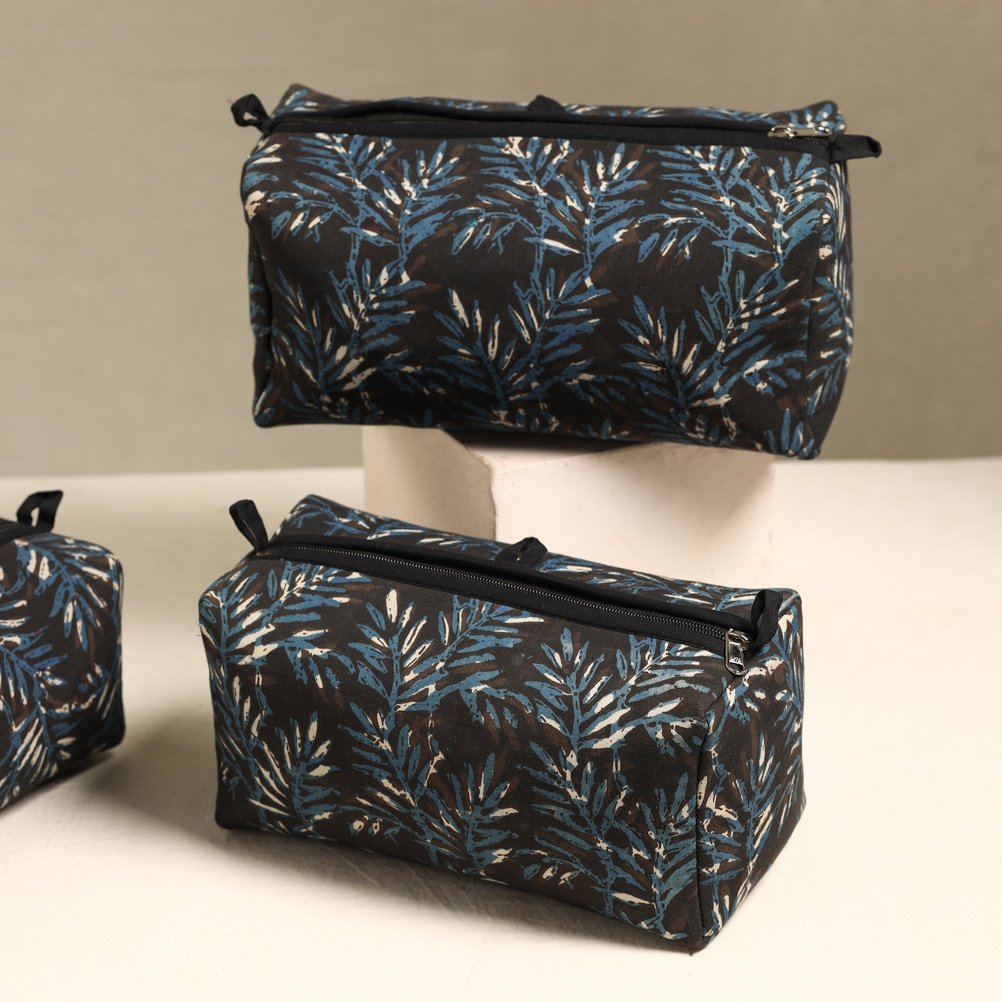 ITOKRI CRAFTS INITIATIVE Brown - Handmade Cotton Toiletry Bags (Set of 3) 08 - view 2
