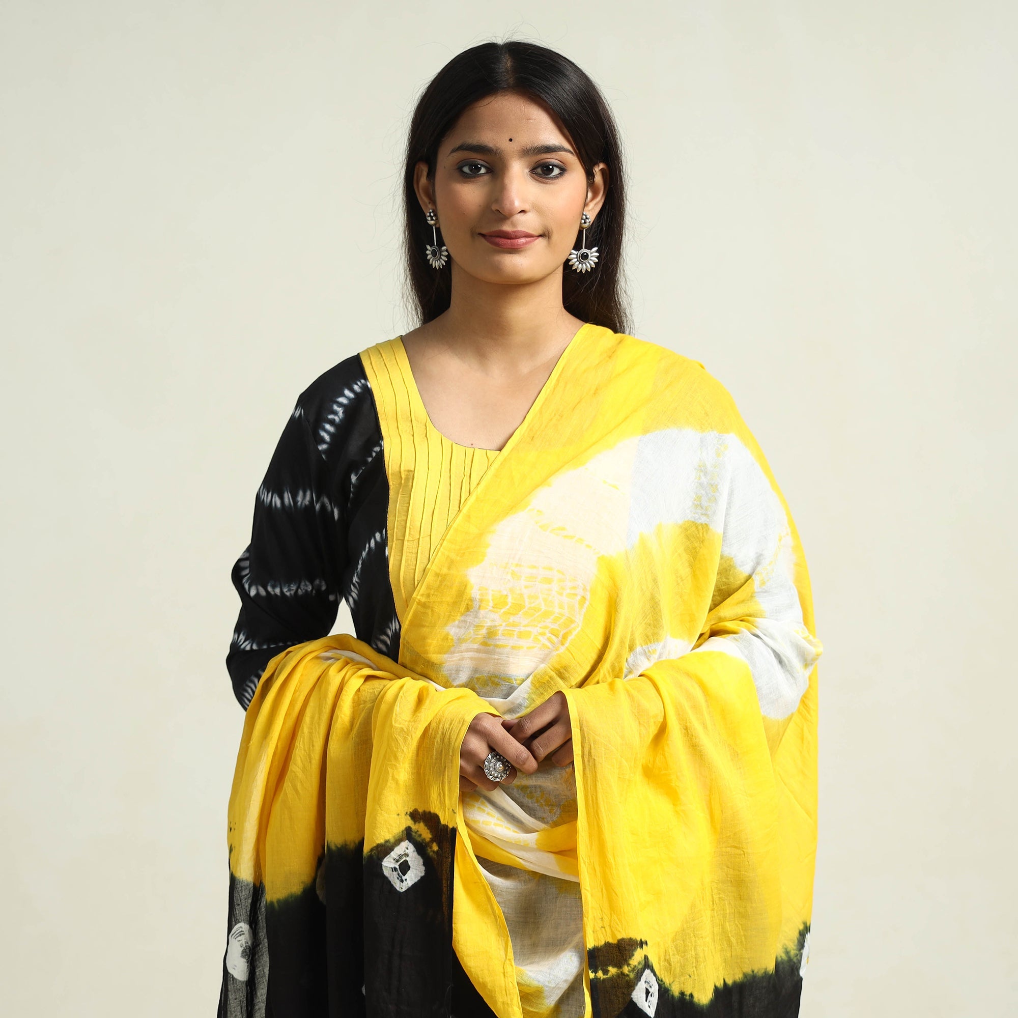 ITOKRI CASUALS Black - Shibori Tye-Dye Mul Cotton Kurta with Palazzo & Dupatta Set - view 3