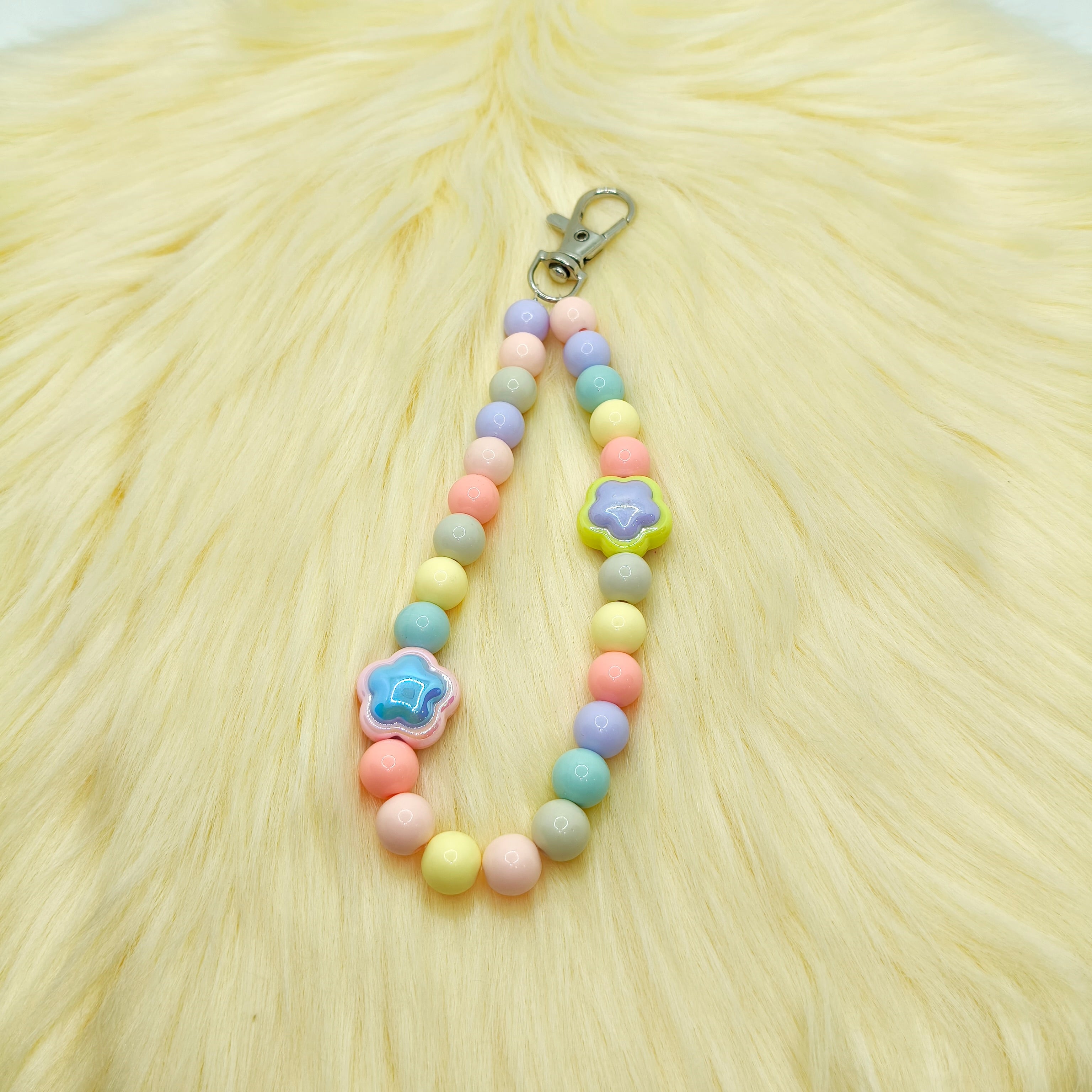 Casebasket Pastel Floral Phone Hook Chain Charm - view 2