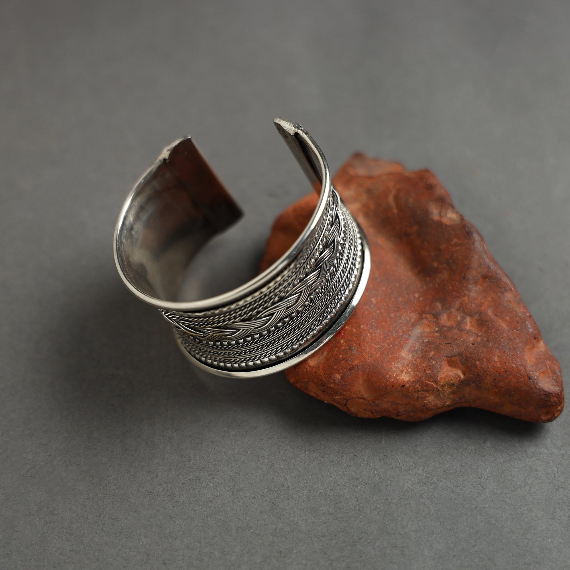 Bangle cuff bracelet – WHITE RIVER STORIES Antique Finish Oxidised White Metal Bangle / Cuff Bracelet 06