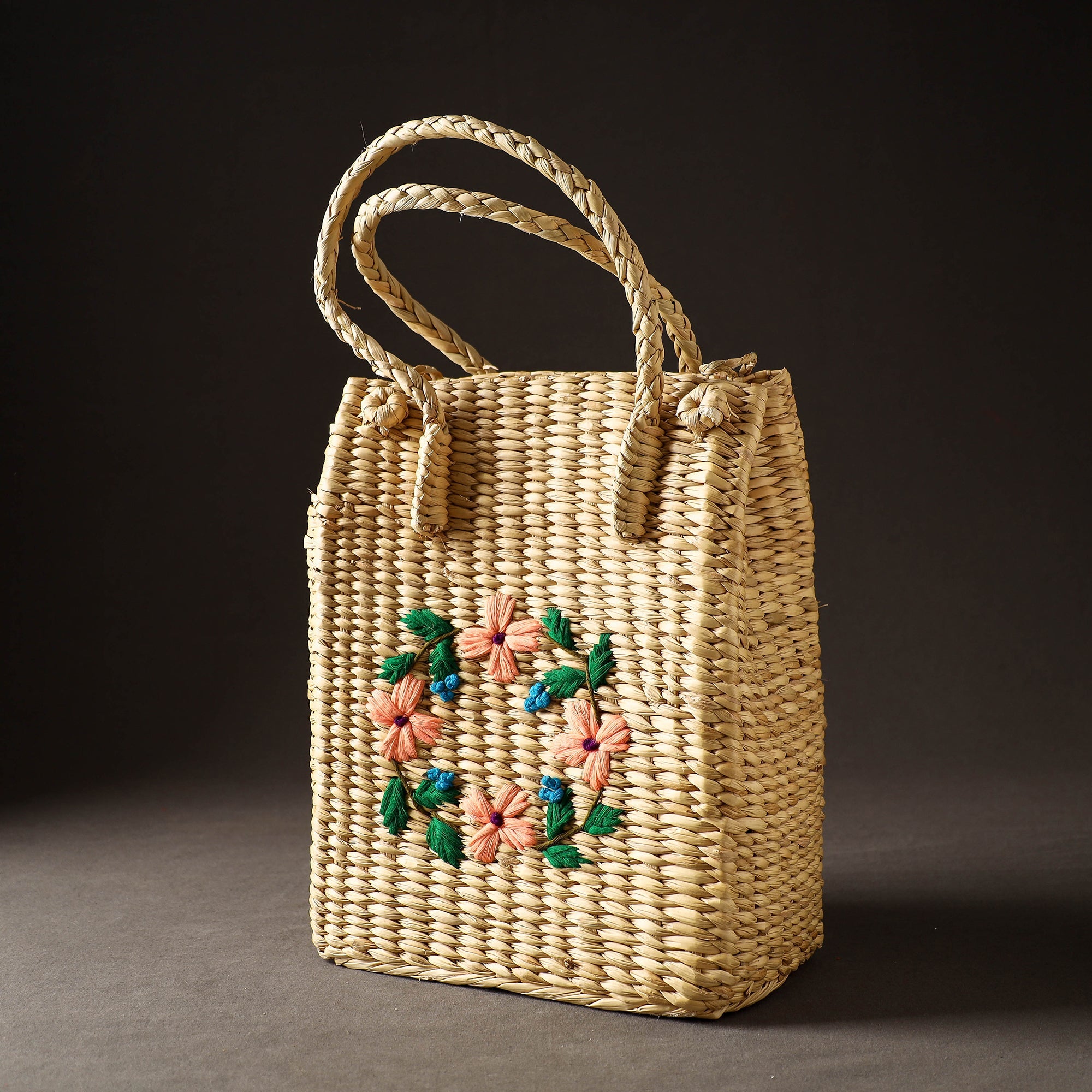 ITOKRI CRAFTS INITIATIVE Beige - Handcrafted Natural Water Reed Embroidered Shopping Bag - view 2