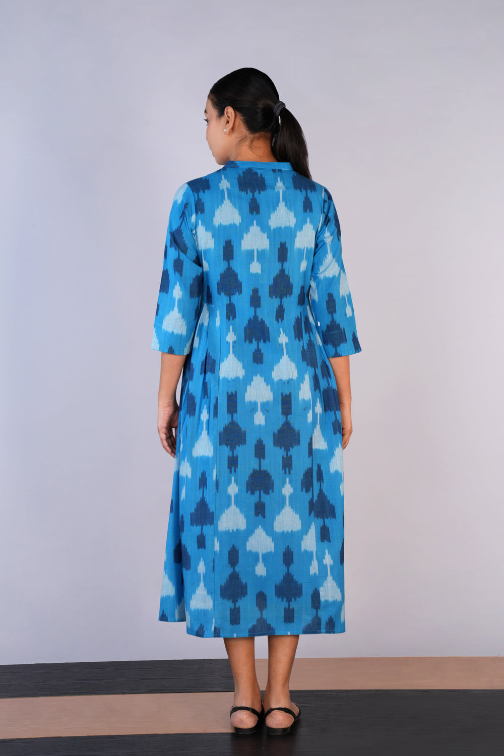Kalanjali Ethnics Handwoven cotton Pochampally Ikat dress - view 5