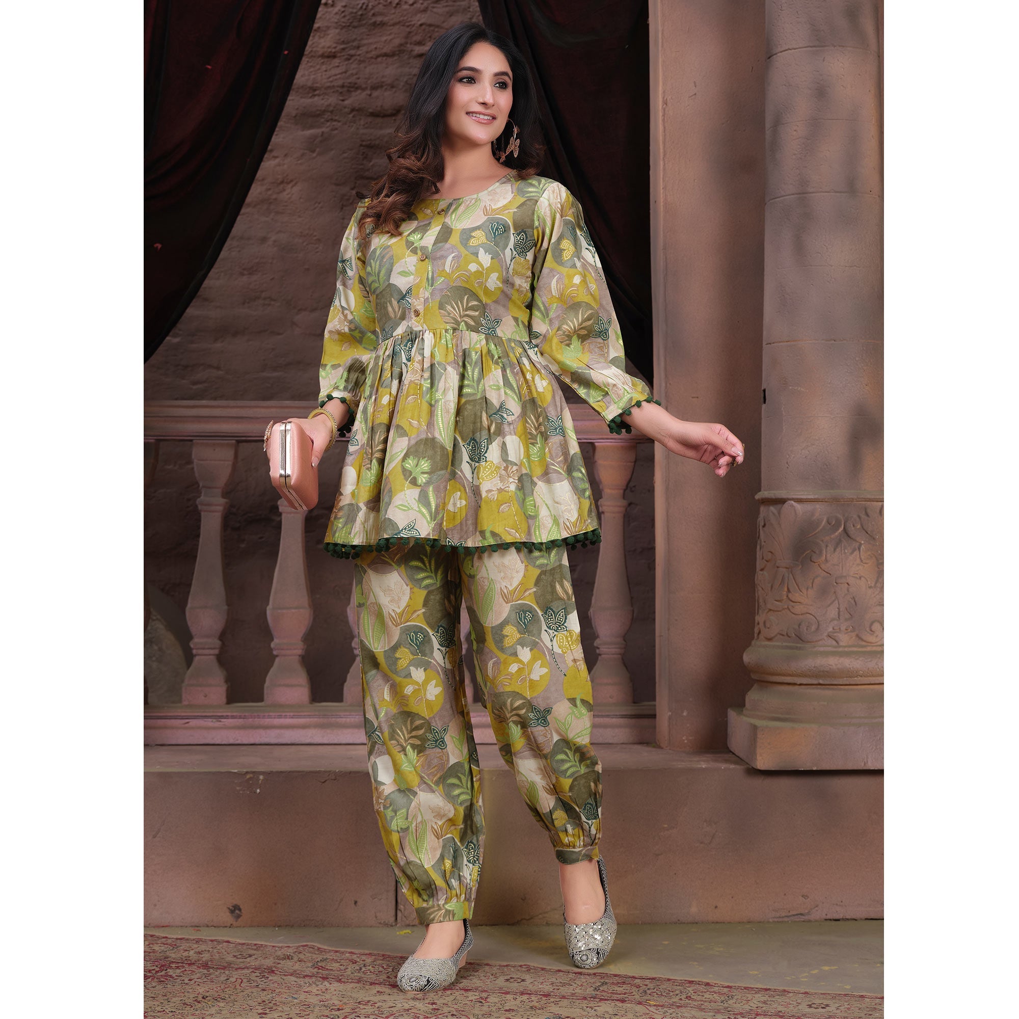BlackTree green-floral-printed-chanderi-co-ord-set - view 4