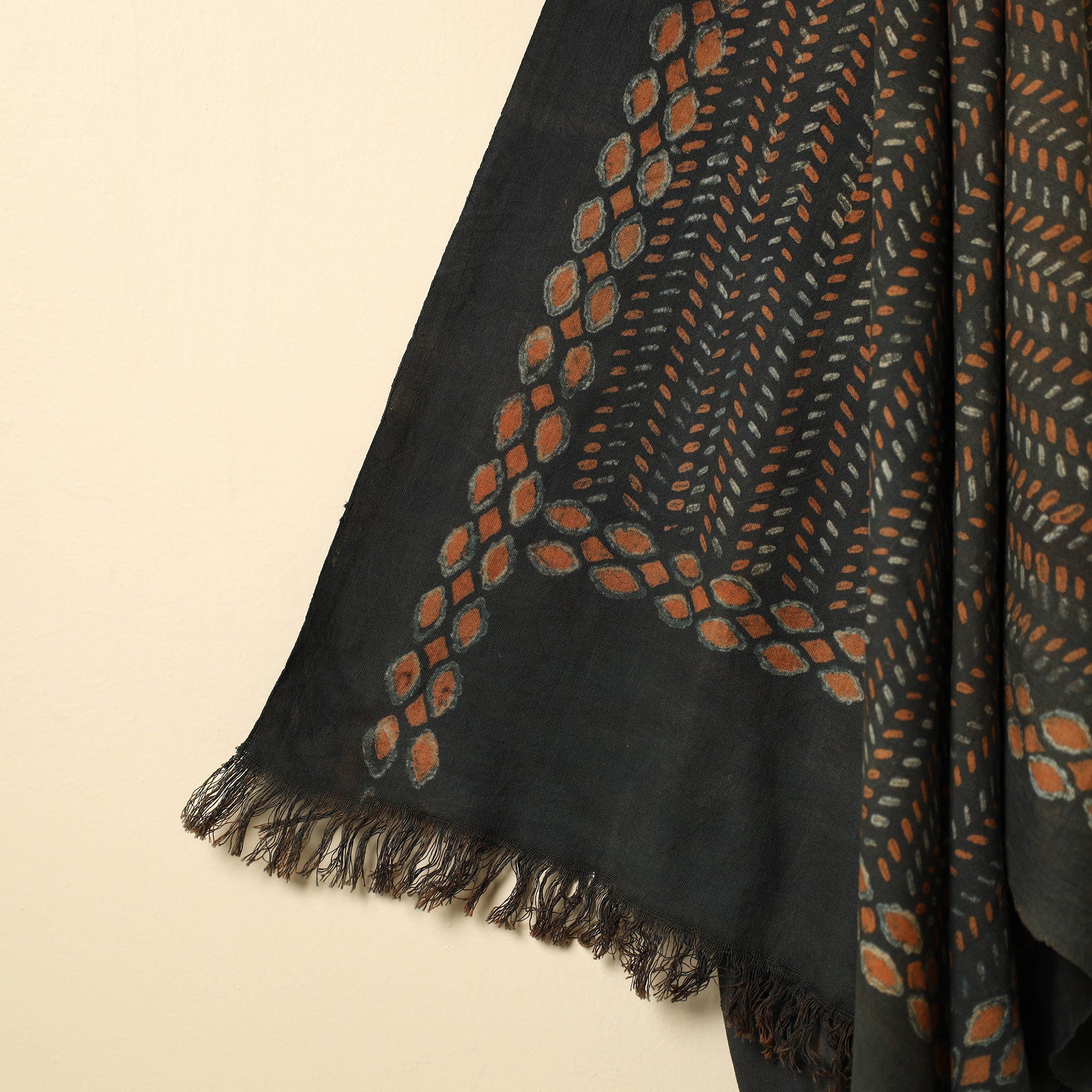 HAVELI CHRONICLES Black - Block Printed Handloom Cotton Akola Towel 23 - view 3