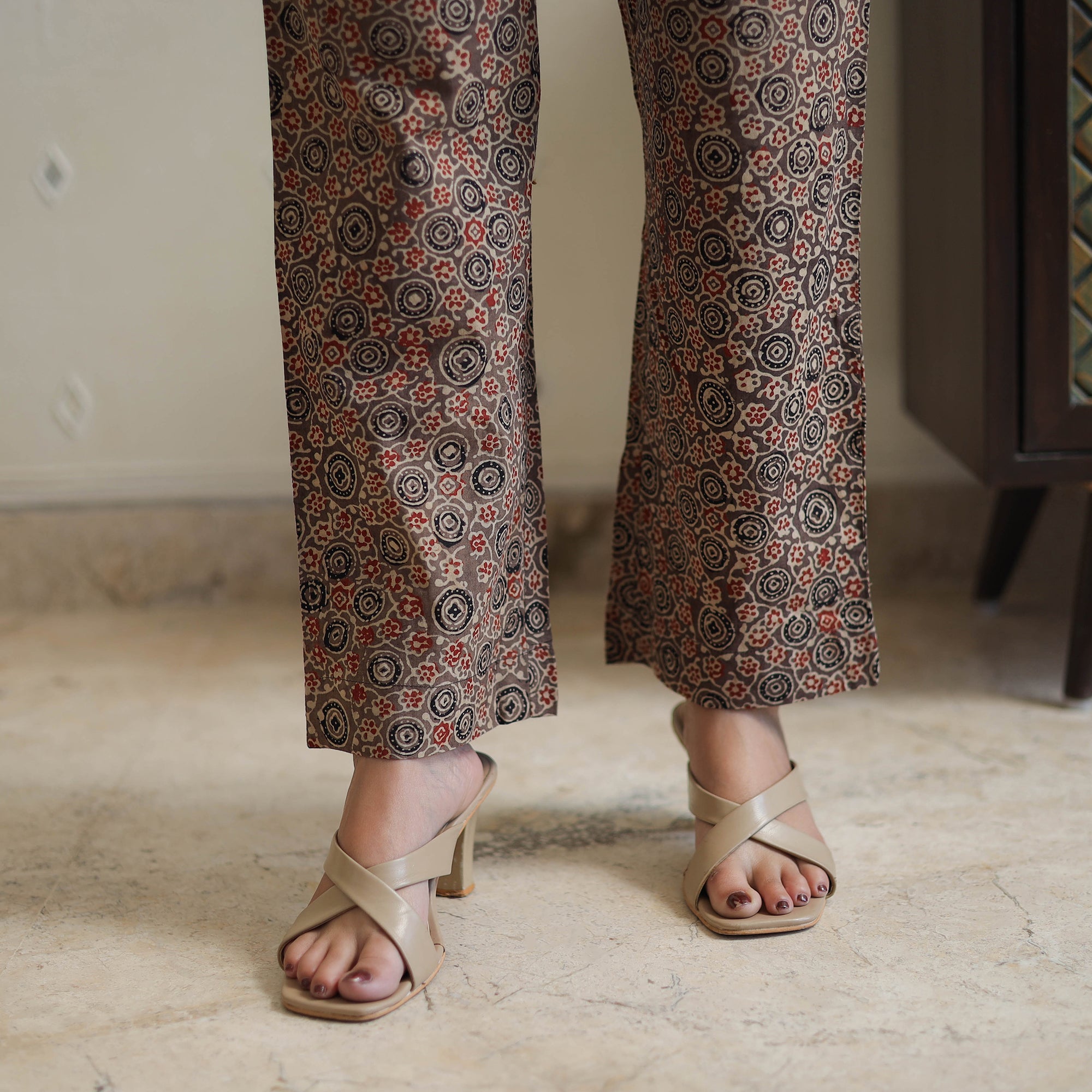 ITOKRI CASUALS Brown - Block Printed Cotton Ajrakh Night Suit Set 16 - view 6