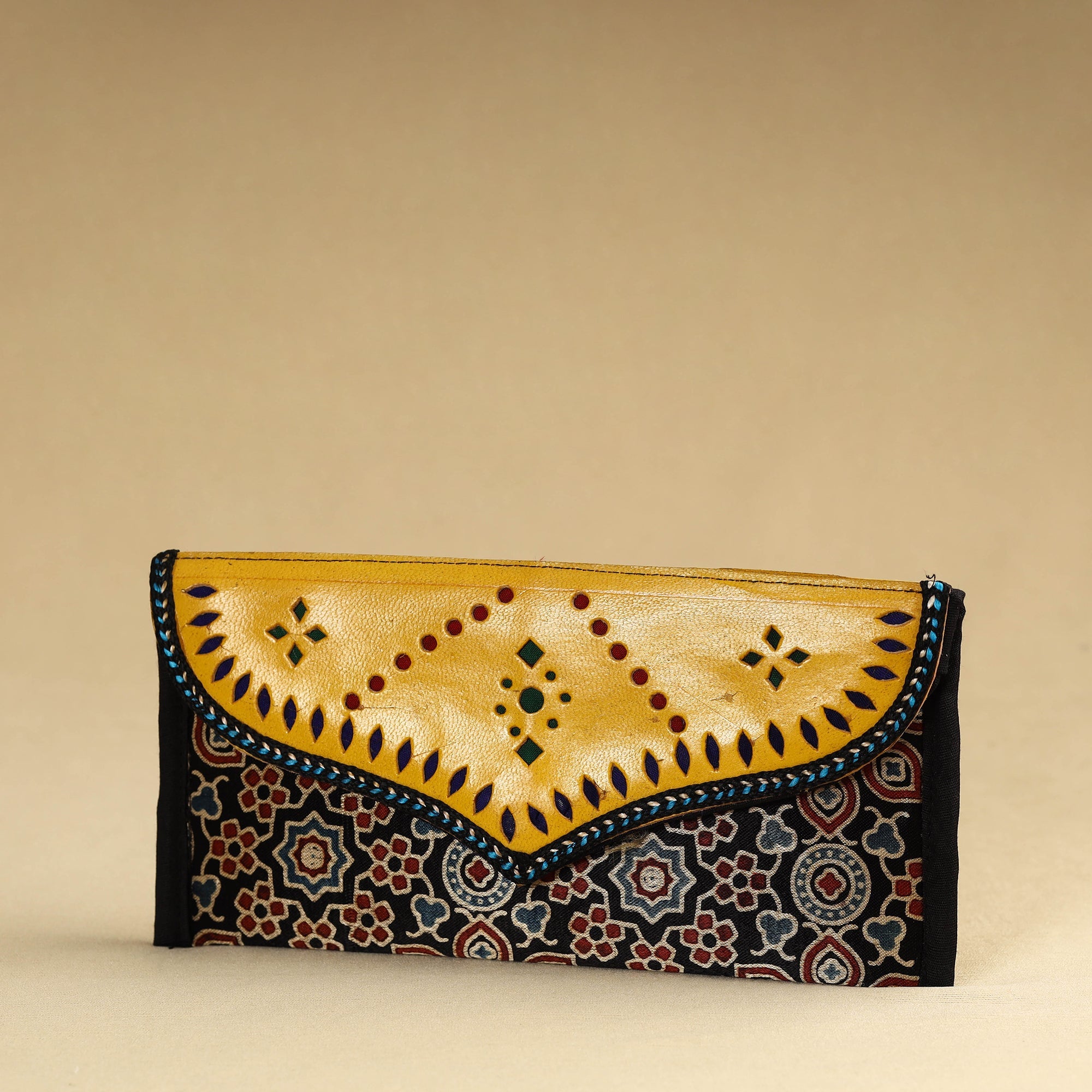 ANCHAL BIJLANI PATHUBHAI Black - Kutch Embroidery Mashru Silk Handmade Leather Wallet 02 - view 2