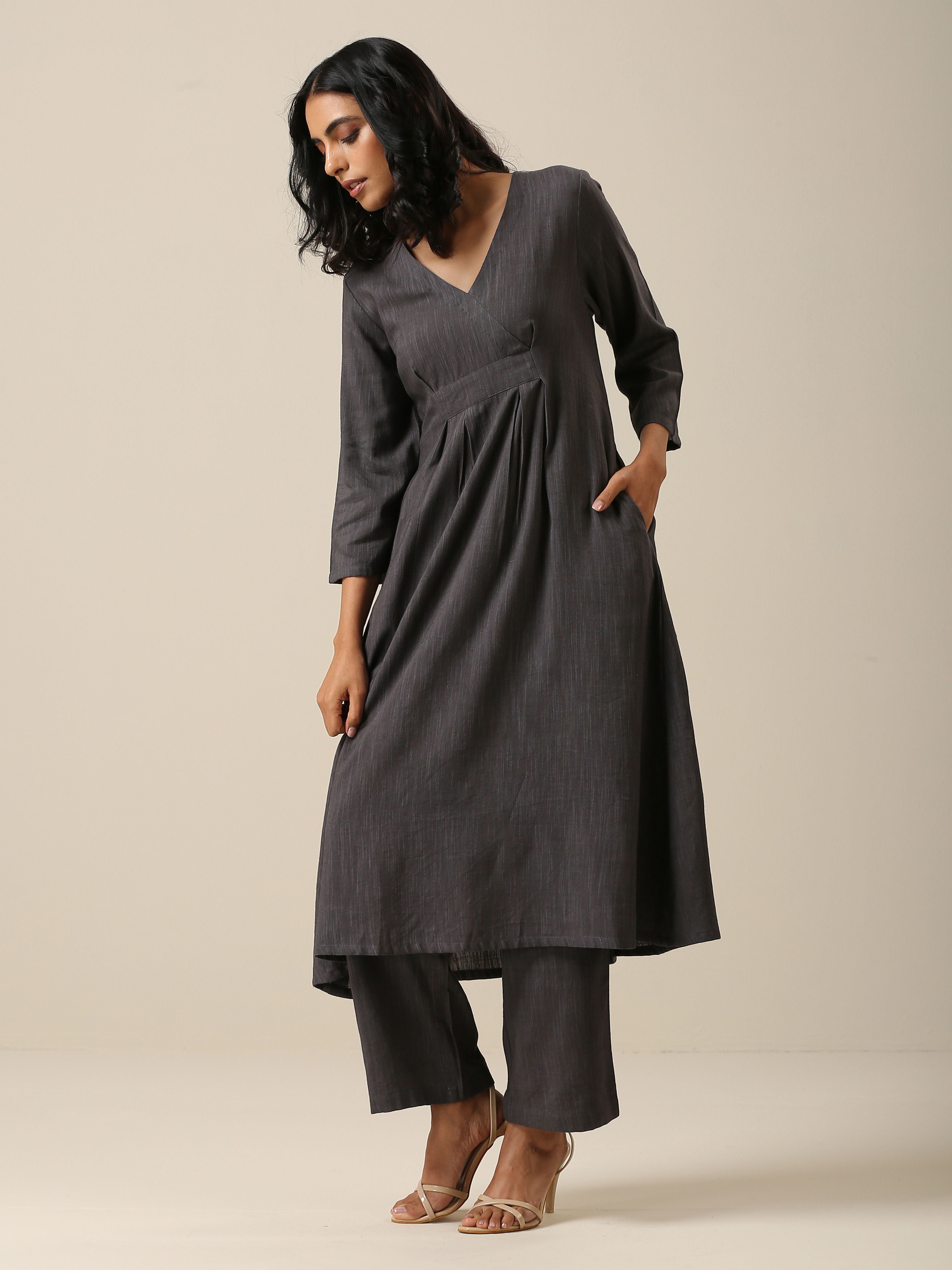 Slate Grey Slub Texture Overlap Pleat Kurta Pant Set | Relove - view 3