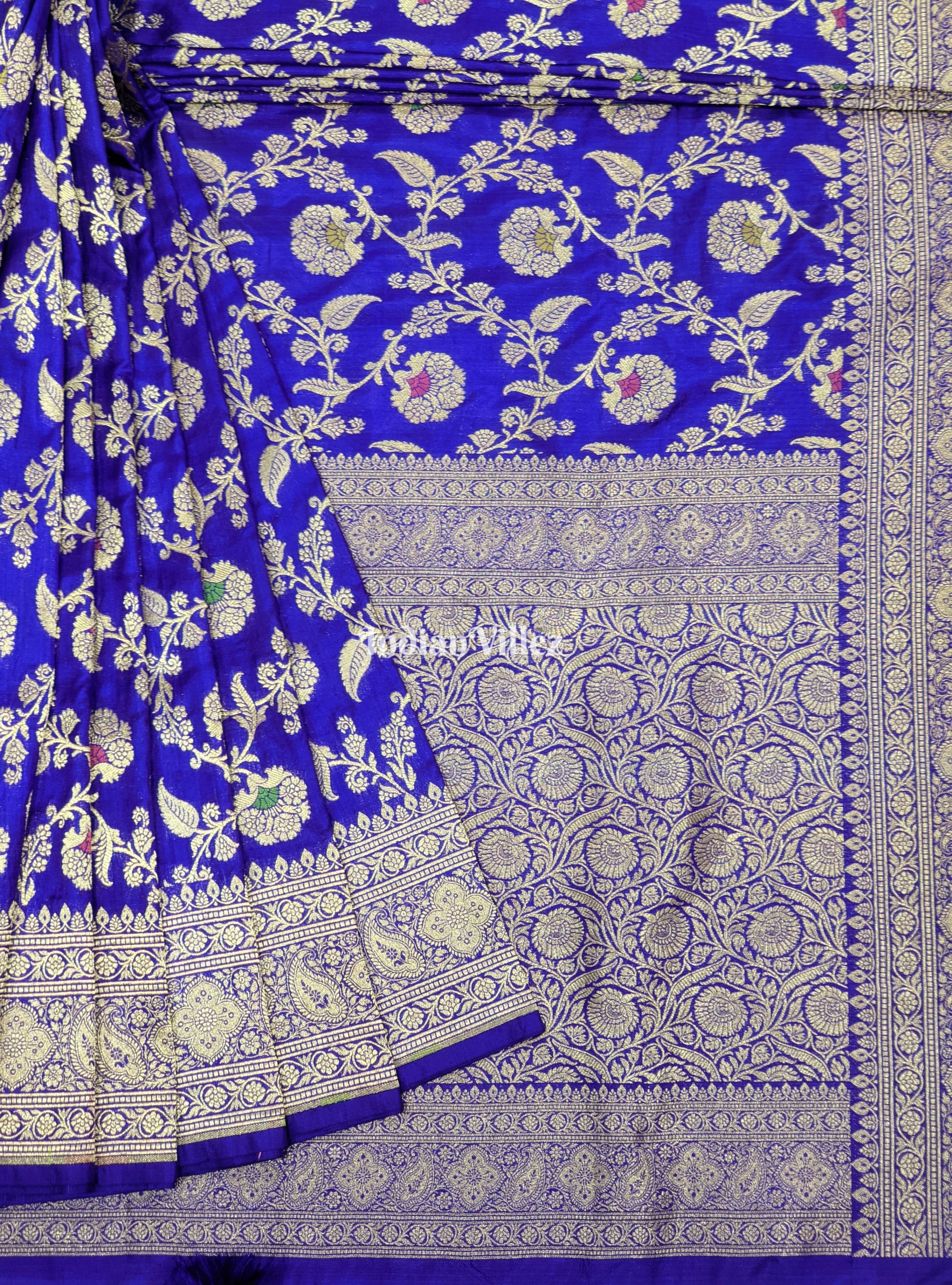 IndianVillèz Violet Floral Design Pure Banarasi Katan Saree