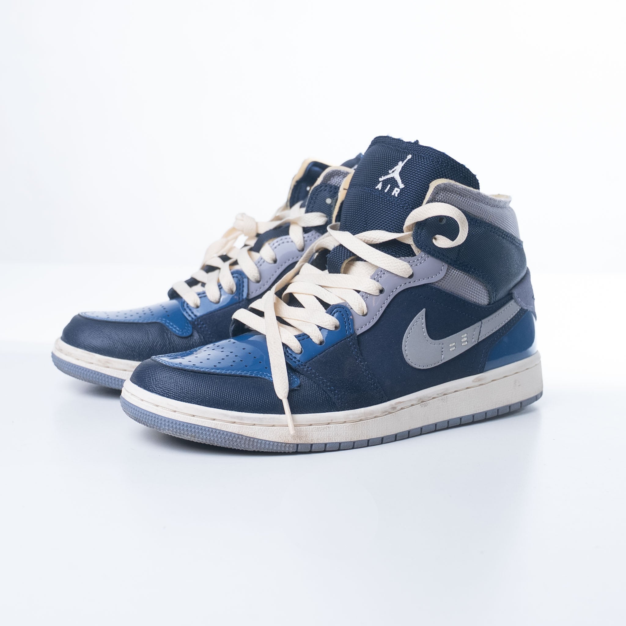 Nike Air Jordan 1 Mid SE Craft Obsidian - view 2