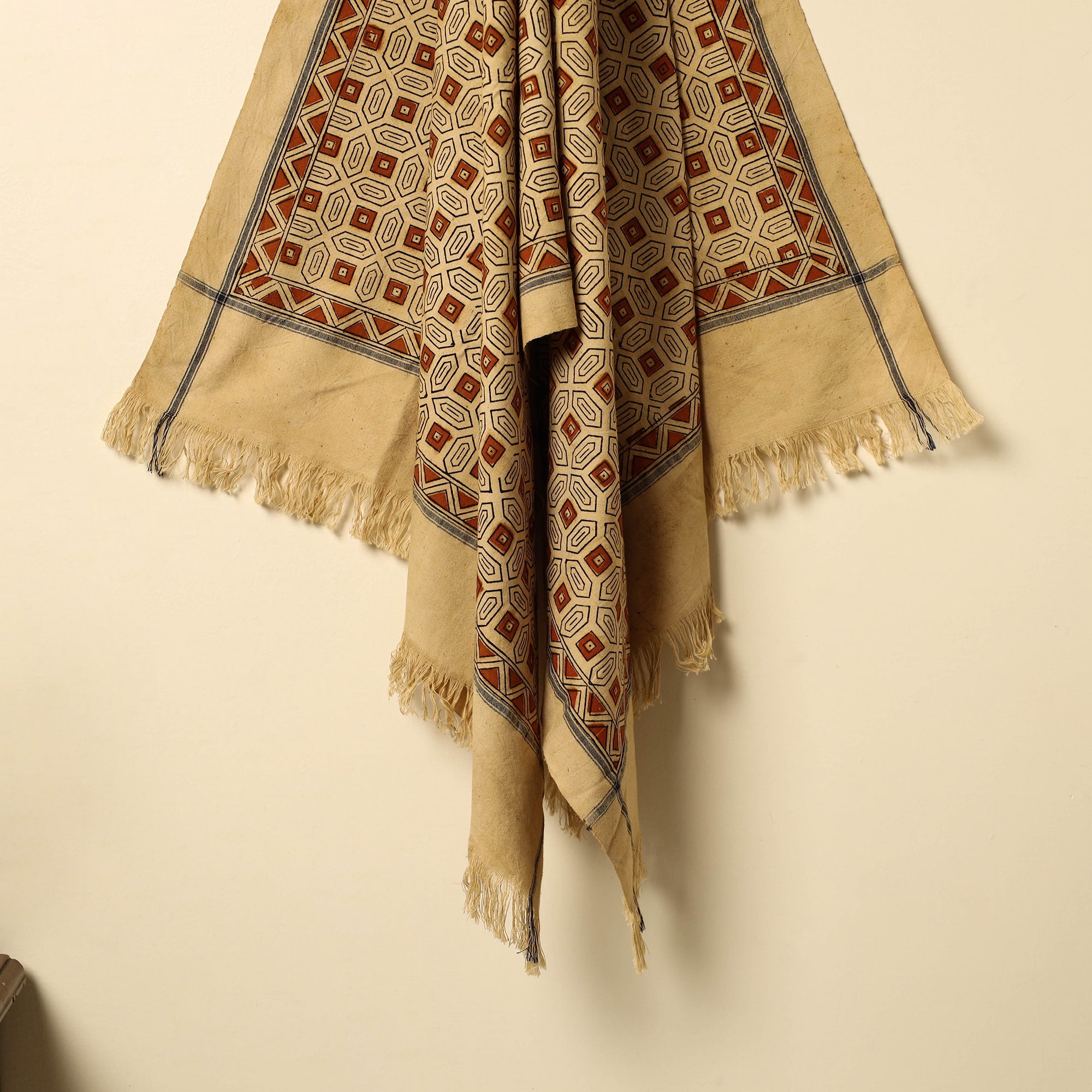 PITCHUKA SRINIVAS KALAMKARI PEDANA Beige - Pedana Kalamkari Block Printed Cotton Handloom Towel 22 - view 2