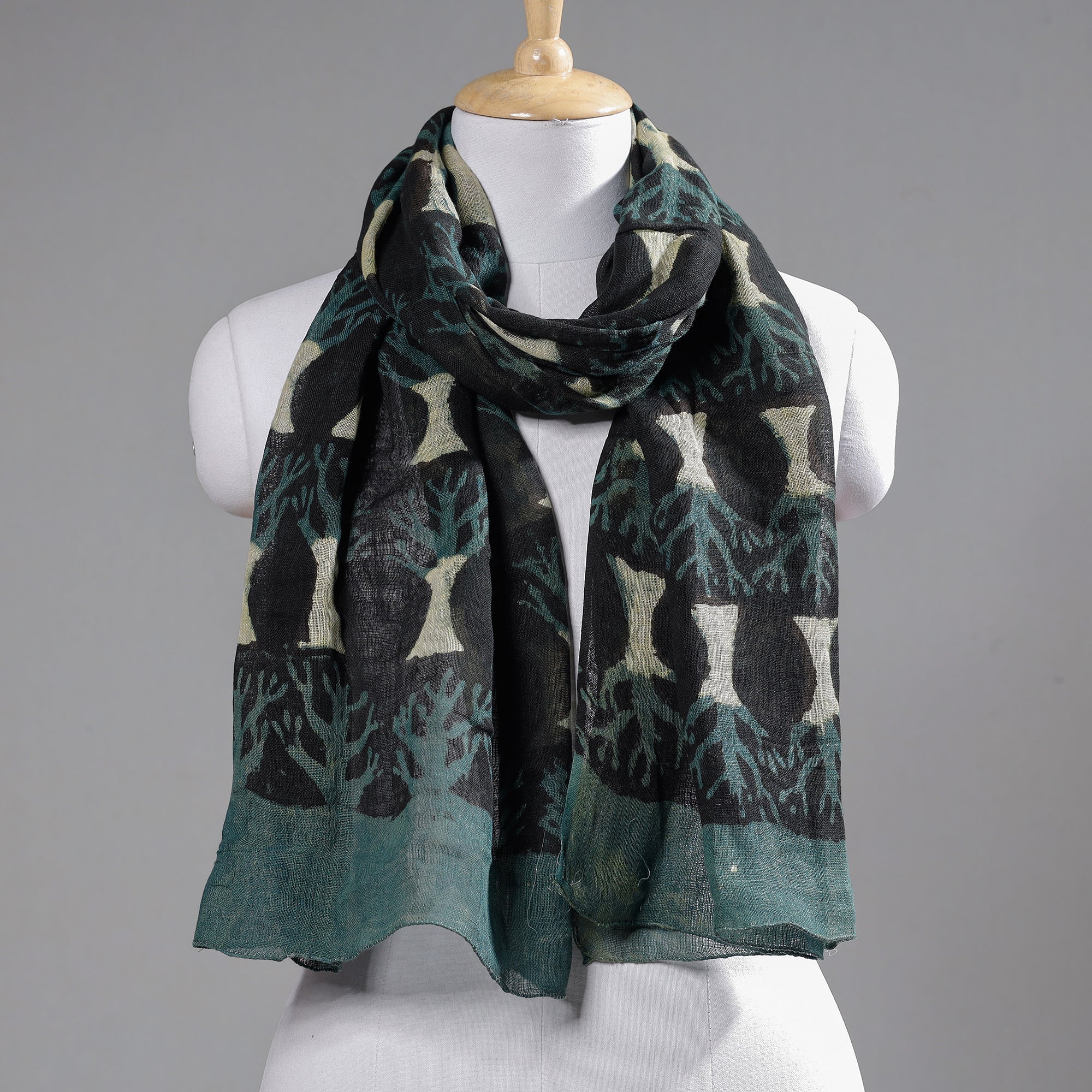 BINDAAS UNLIMITED Black - Block Art Print Linen Bindaas Stole