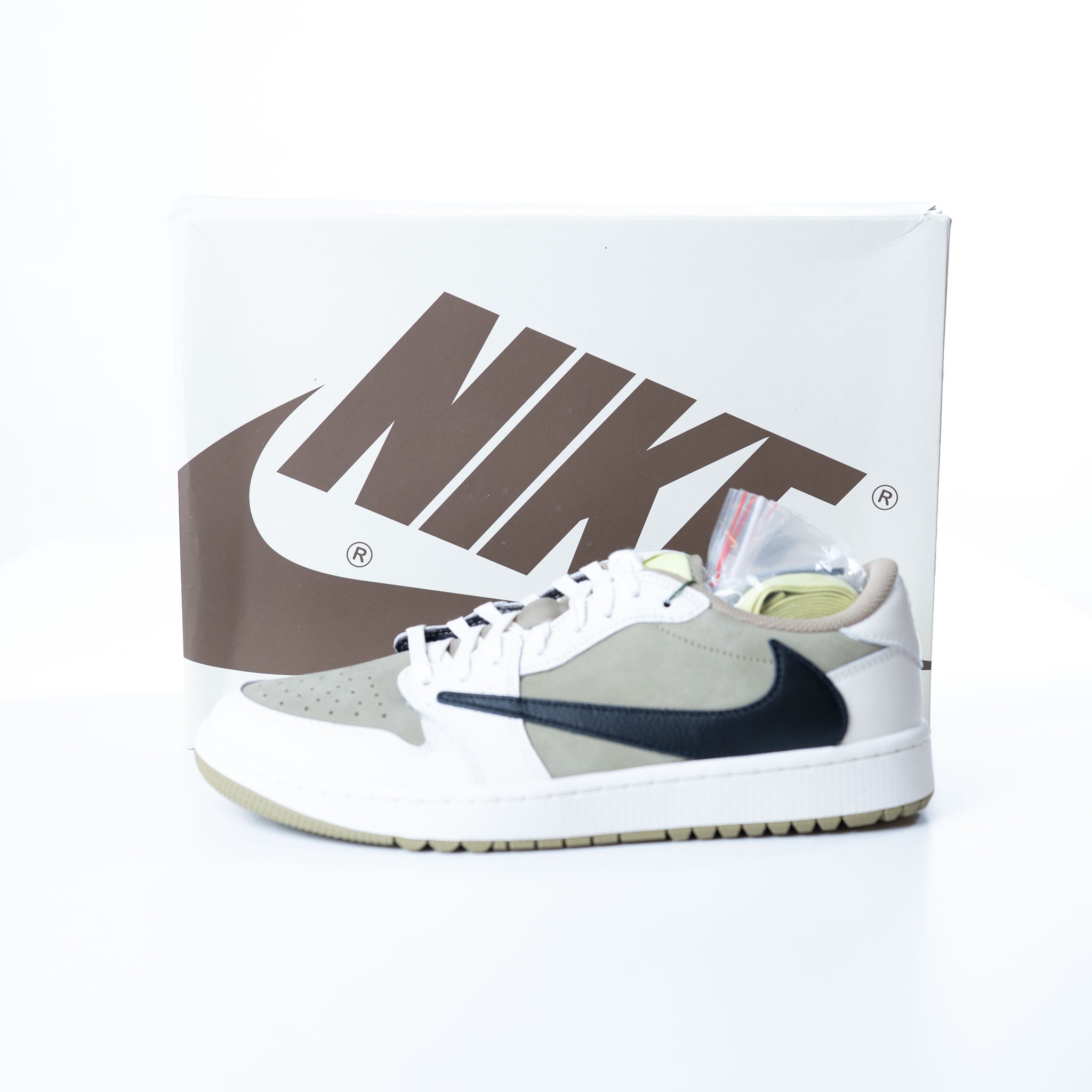 Jordan 1 Retro Low Travis Scott Golf