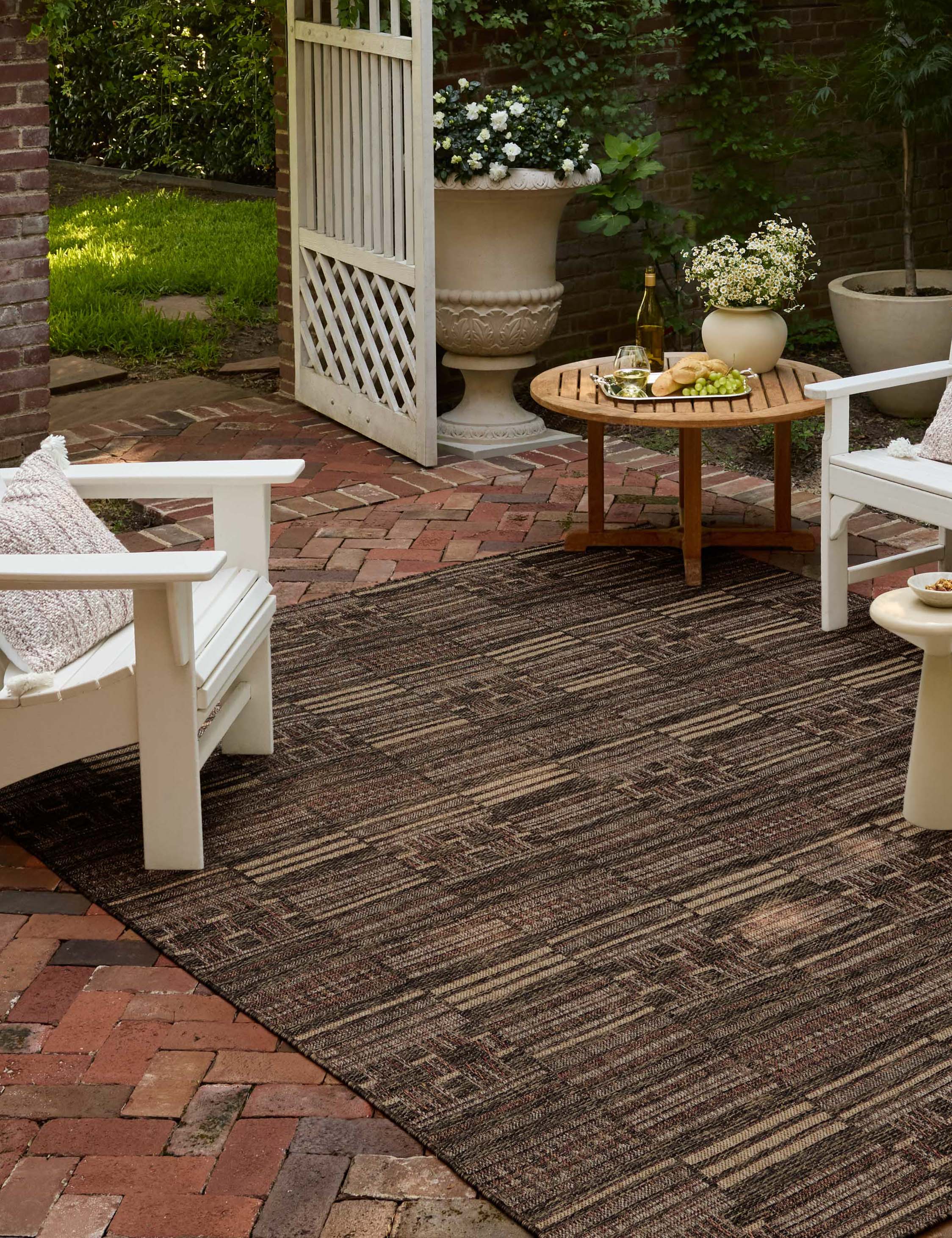 Lulu and Georgia Shamar Indoor / Outdoor Rug – Spice and Tobacco - view 2