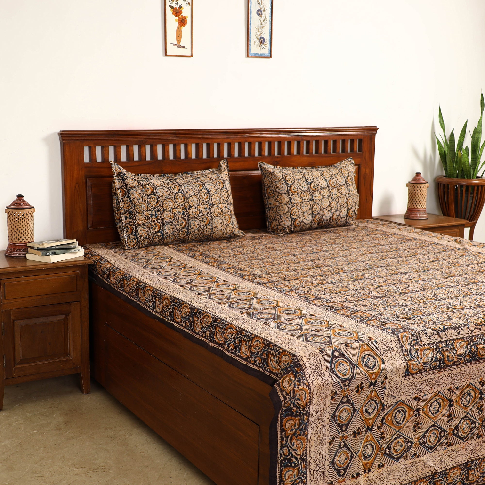 SOUTH KARGHA Brown - Kalamkari Block Printed Cotton Double Bed Cover with Pillow Covers (108 x 90 in)