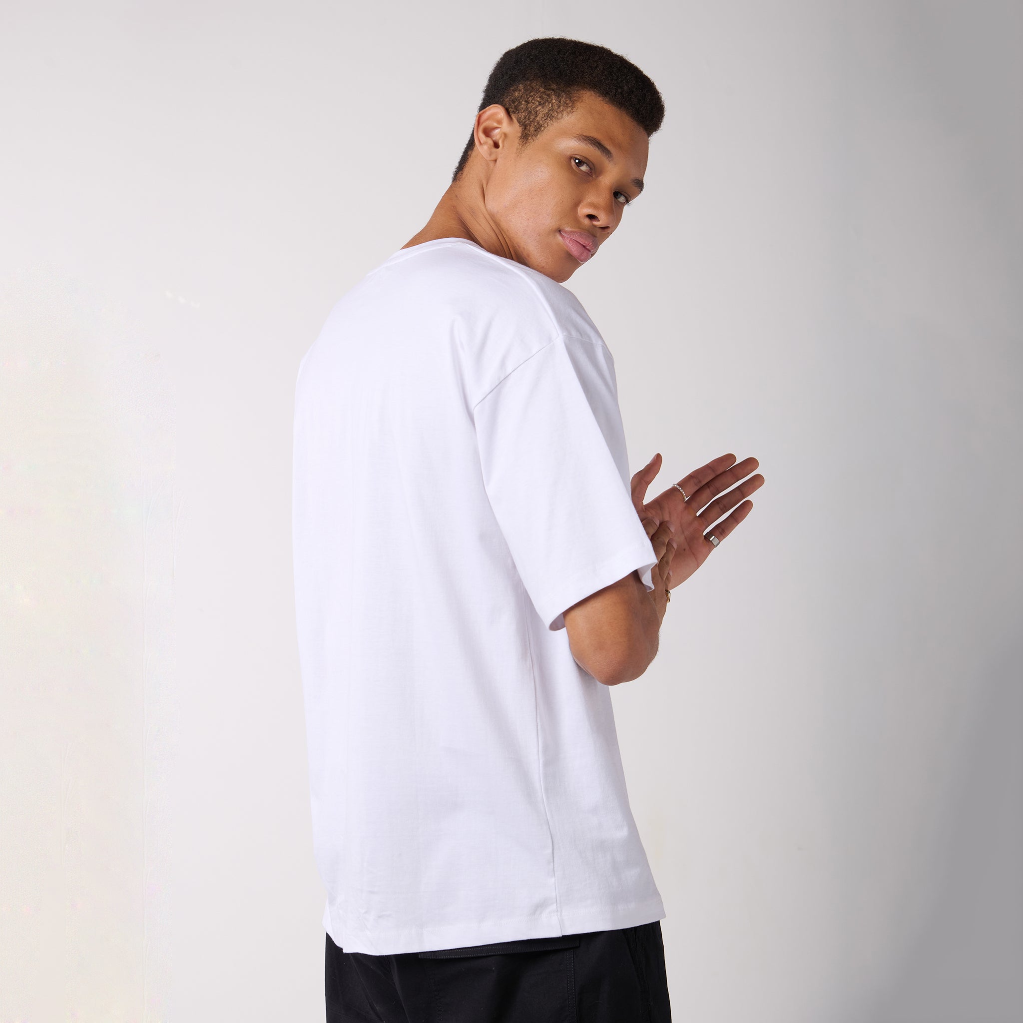 IZF White Oversized T-shirt with pocket print - view 5