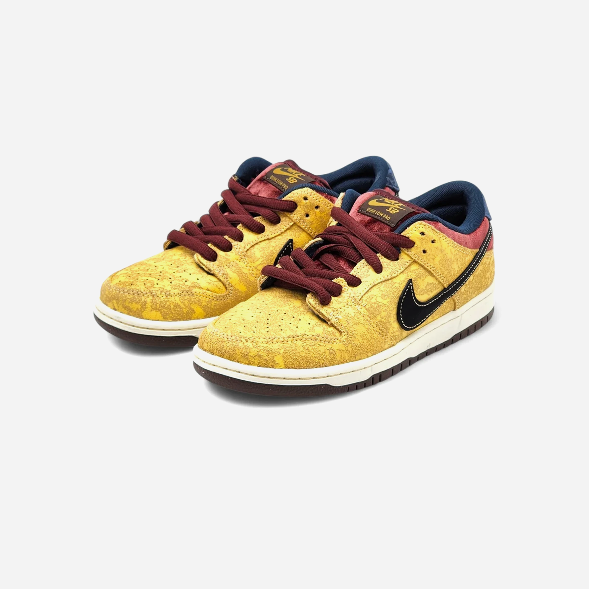 Nike SB Dunk Low City Of Cinema - view 2