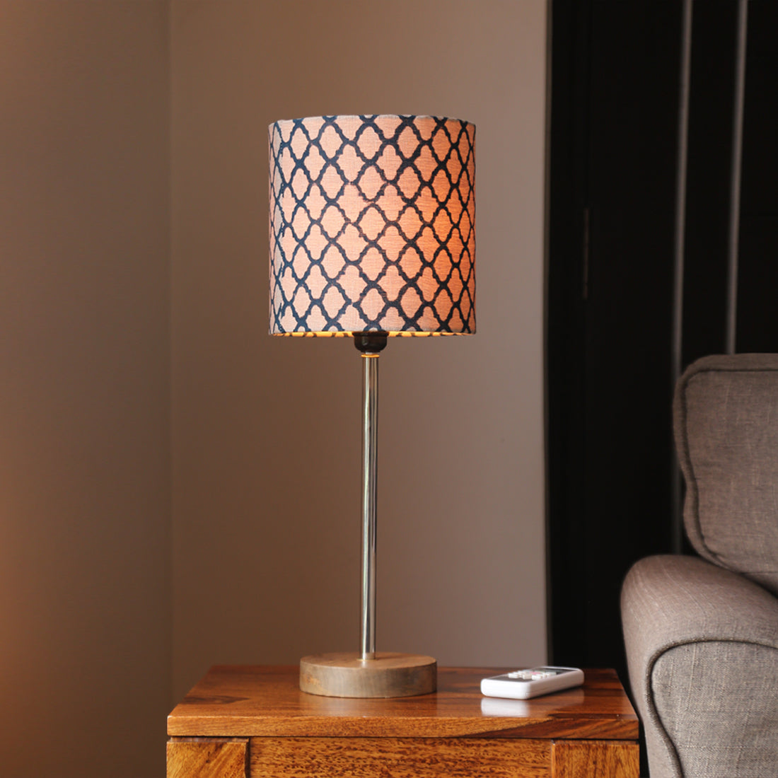 EXCLUSIVELANE 'Moroccan Navy' Handcrafted Table Lamp In Mango Wood & Steel (18 Inch) - view 2