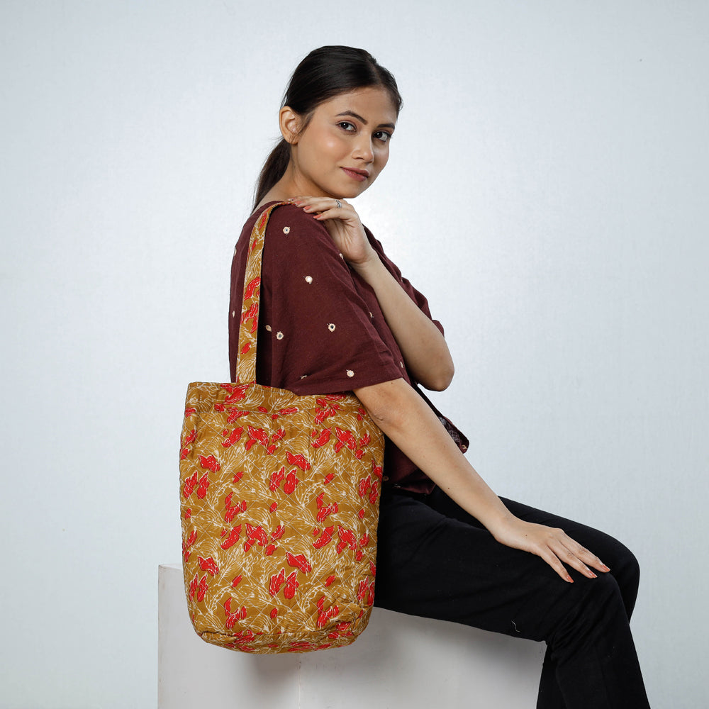 CHUTNEY CRAFT STUDIO Brown - Handcrafted Quilted Sanganeri Block Printed Shoulder Bag