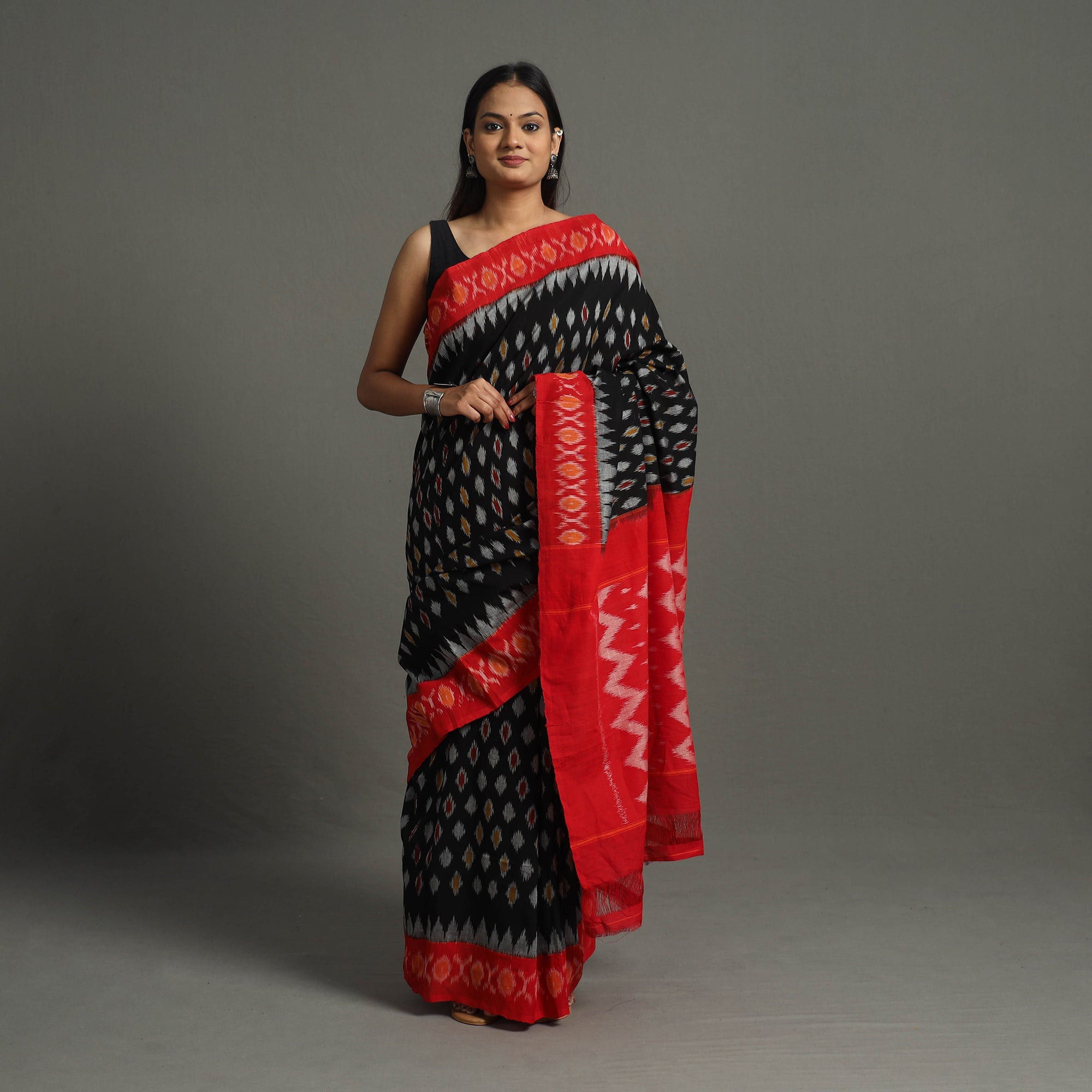 SOUTH KARGHA Black - Mercerised Cotton Handloom Pochampally Ikat Saree 30