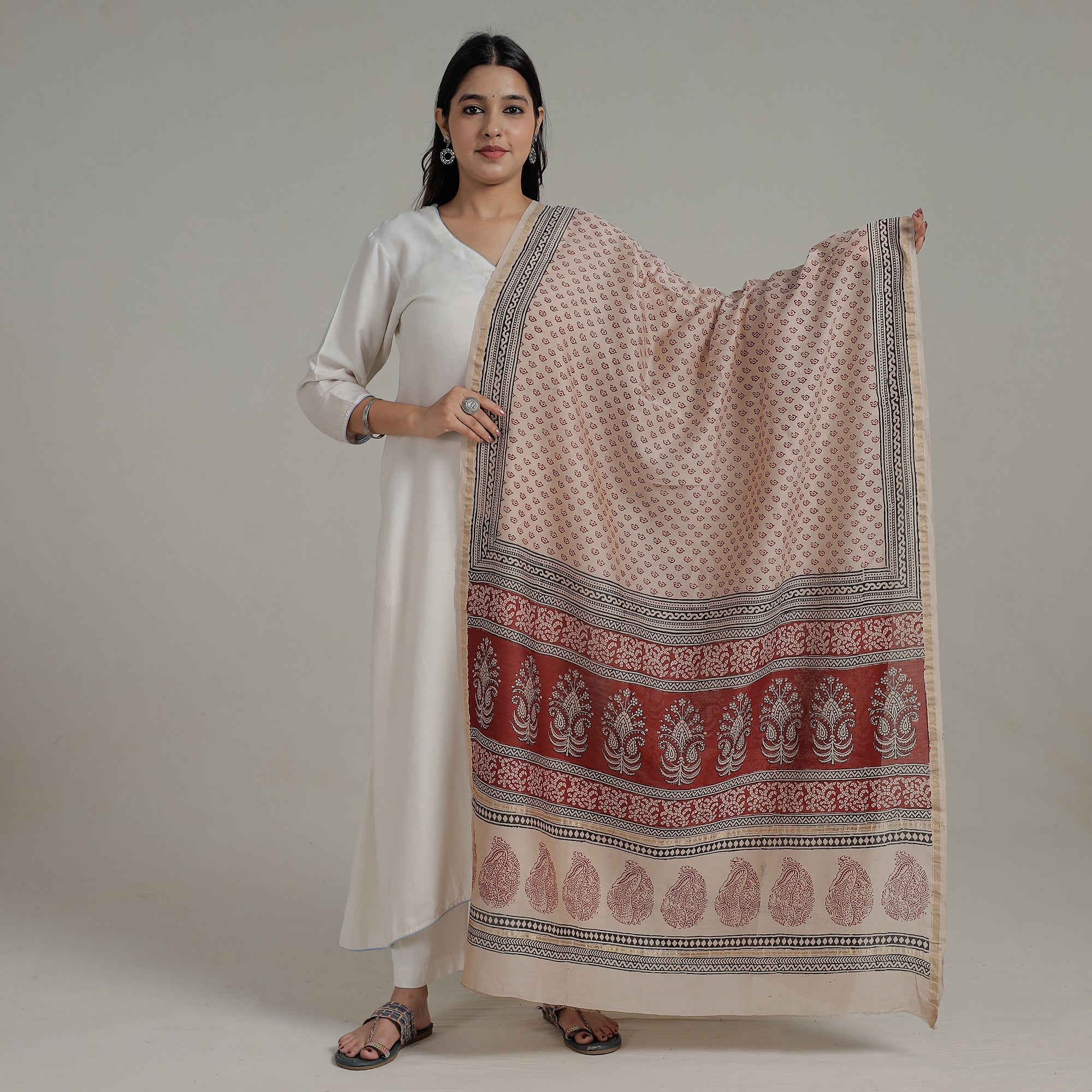 BAGH PRINTS BY MOHAMMED RAFIK KHATRI Beige - Natural Dyed Hand Block Print Chanderi Silk Bagh Dupatta 14 - view 2