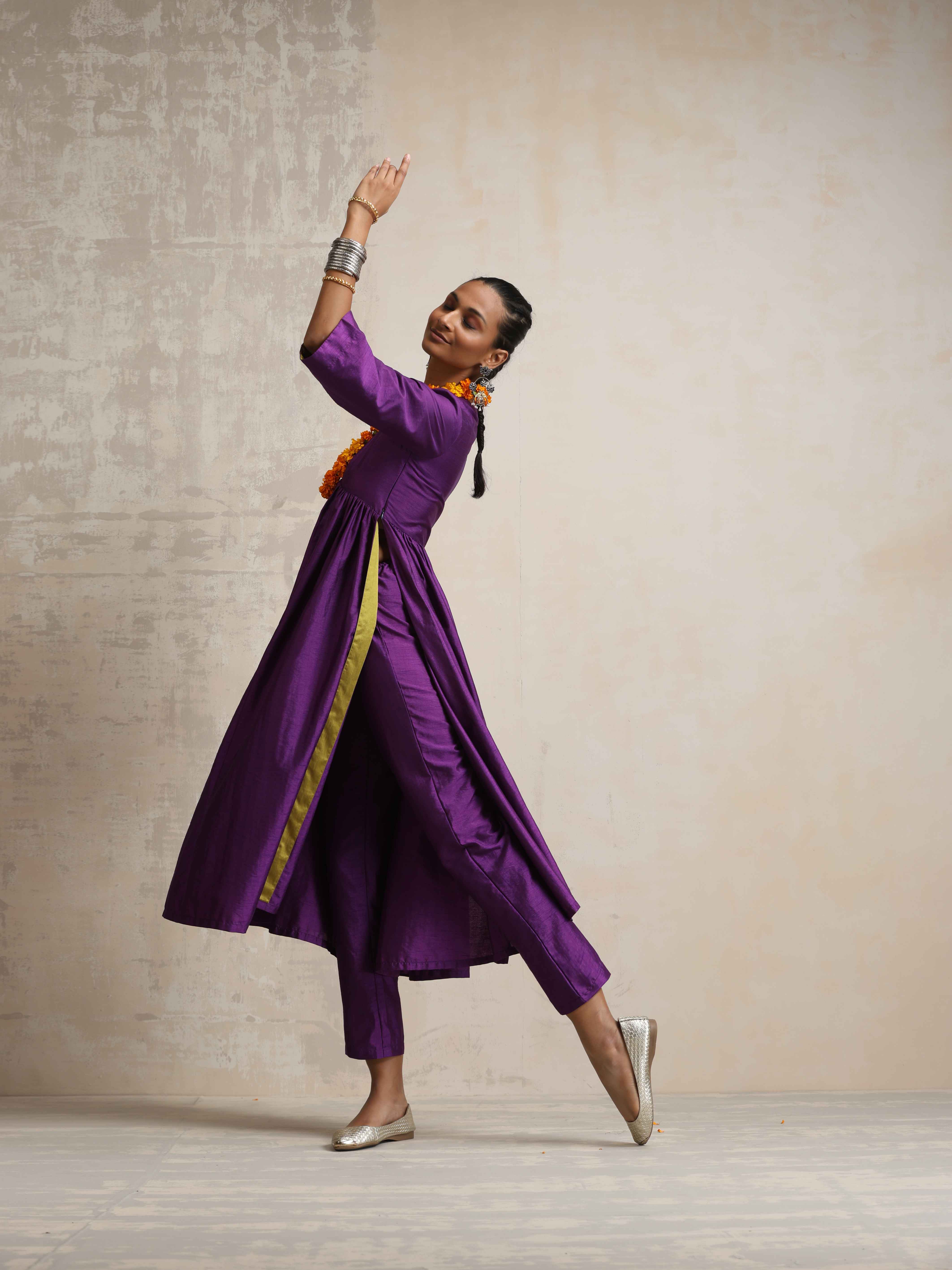 trueBrowns Purple Silk Anarkali Flared Kurta Set - view 2