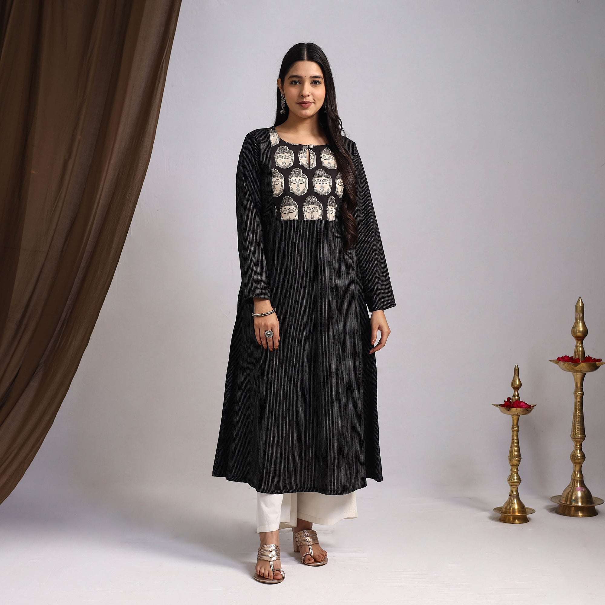 ITOKRI CASUALS Black - Nazakat Heritage Patchwork Cotton A-Line Plain Kurta 02