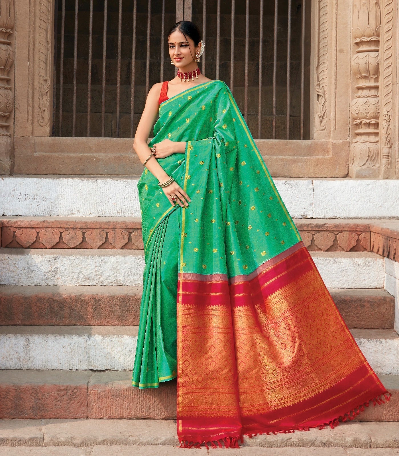 RmKV Aquamarine Handloom Kanchipuram Silk Saree With Contrast Pallu