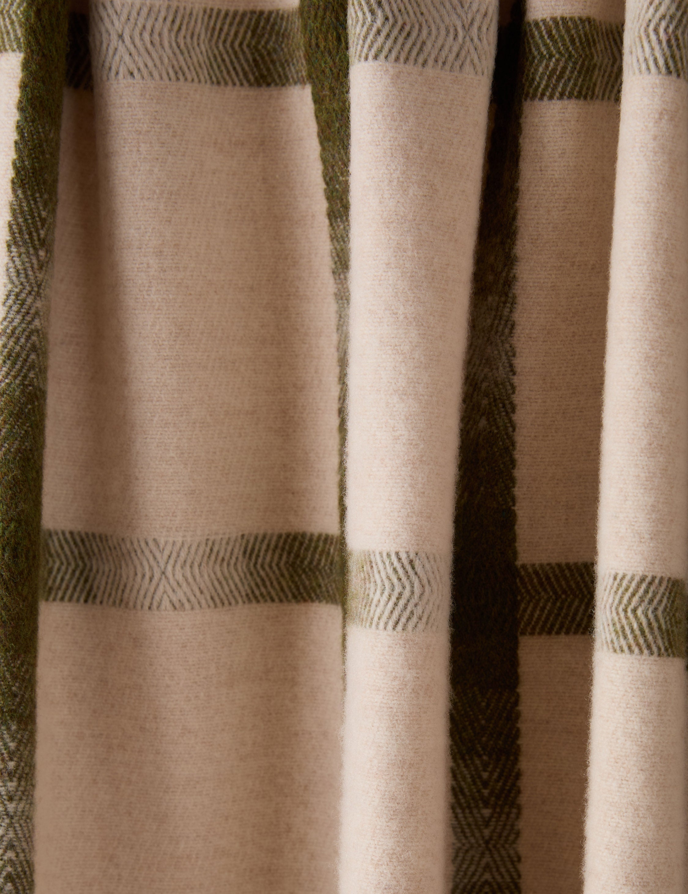 Lulu and Georgia Atwood Lambswool Throw – Pear - view 4