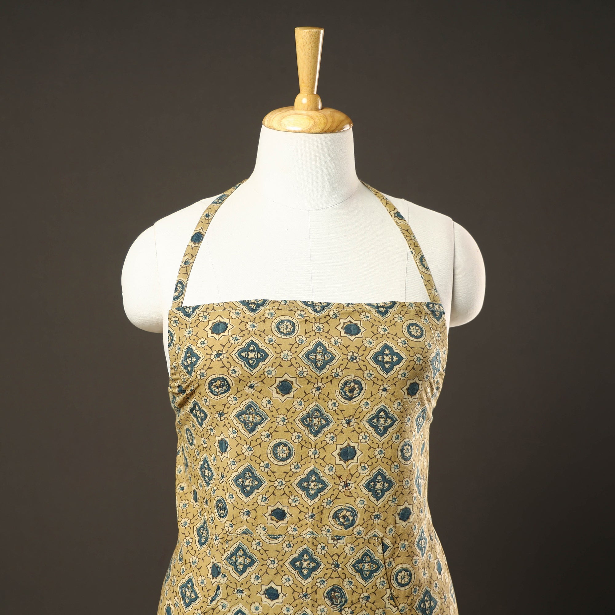 ITOKRI CRAFTS INITIATIVE Ajrakh Block Printed Cotton Apron with Pocket 25 - view 2