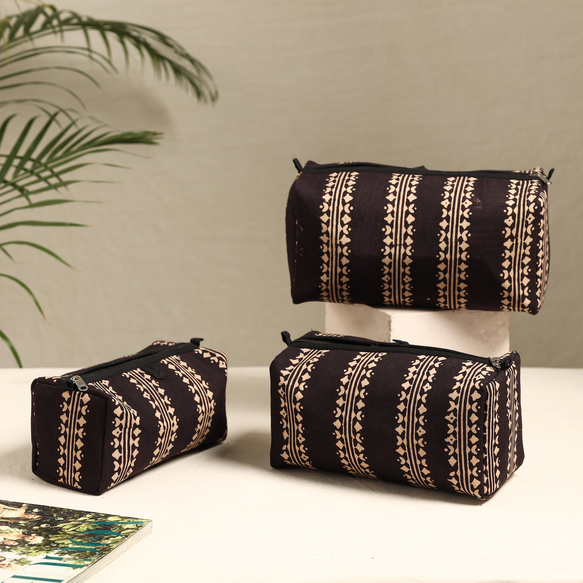 ITOKRI CRAFTS INITIATIVE Black - Handmade Cotton Toiletry Bags (Set of 3) 49
