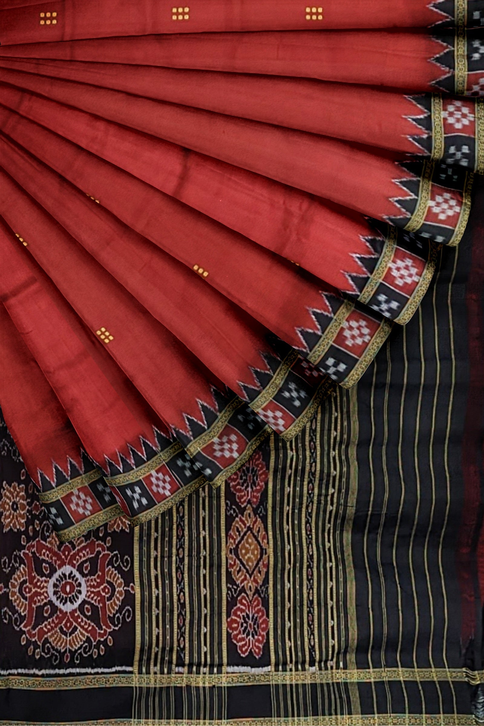 IndianVillèz Red Single Border Pasapali Khandua Pata Silk Saree - view 3