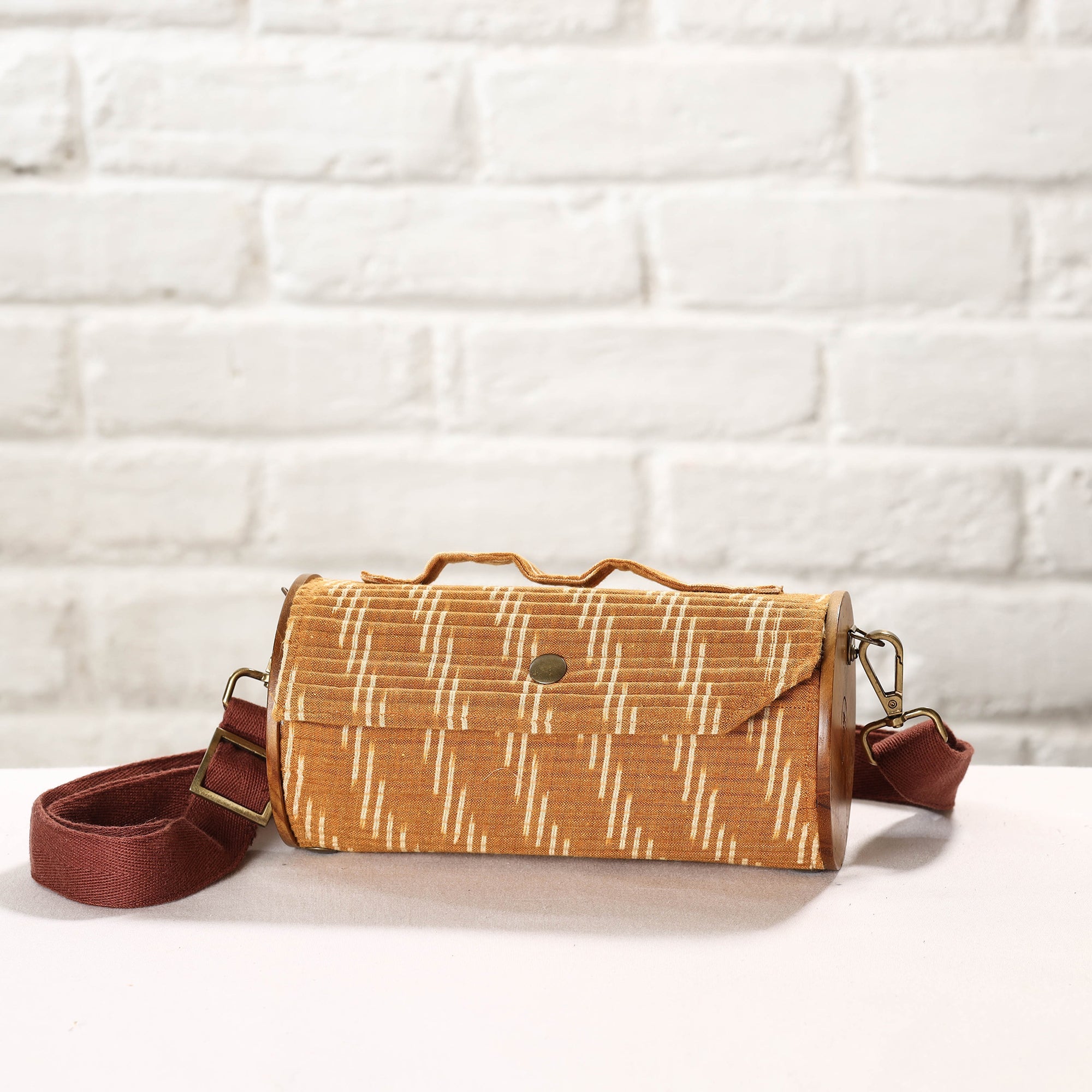 LUKKA CHUPPI Brown - DIY Round Sling Bag / Clutch With Changeable Sleeve - view 3