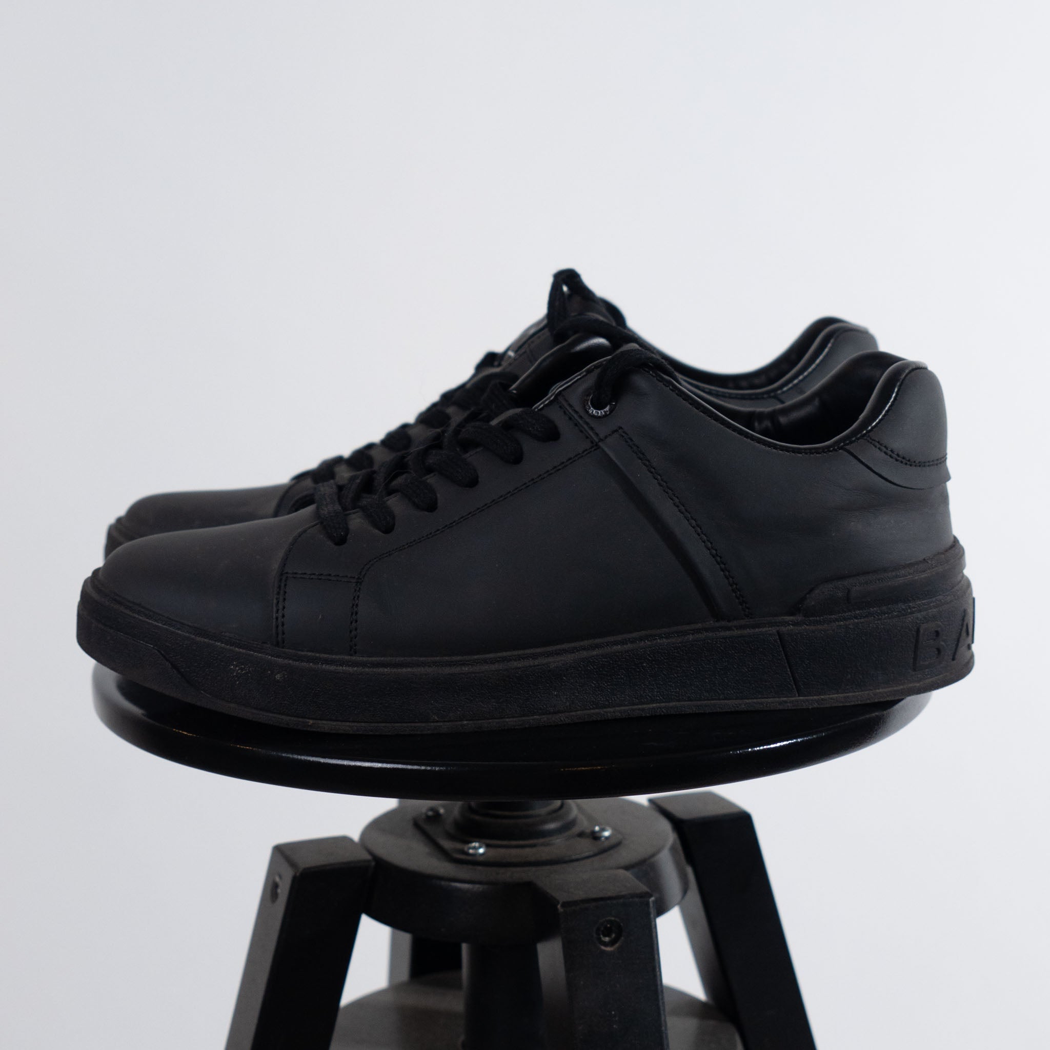 Balmain B-Court Trainers In Calfskin – Multi