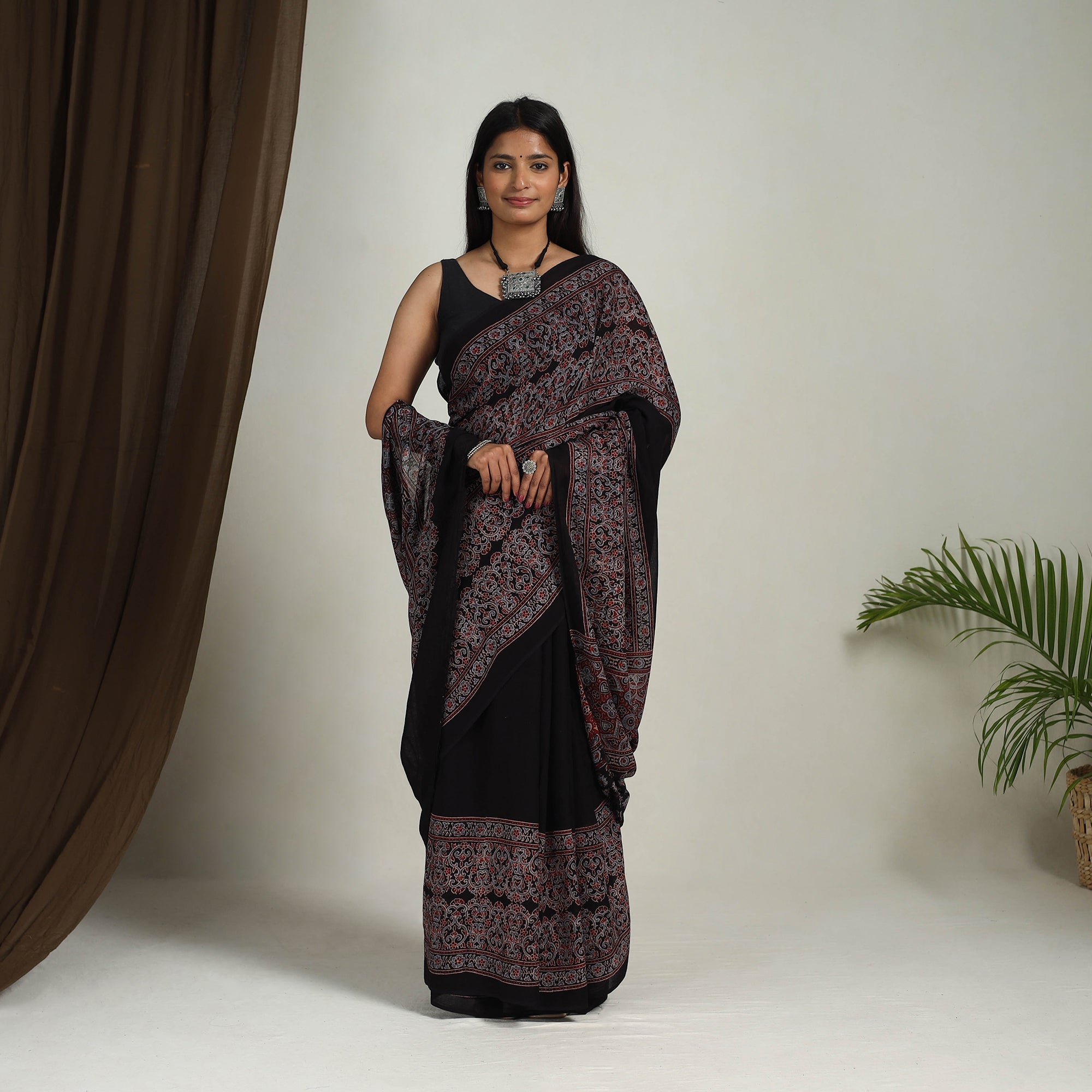 KACHCHH JI CHHAAP Black - Mul Cotton Block Print Ajrakh Saree 07