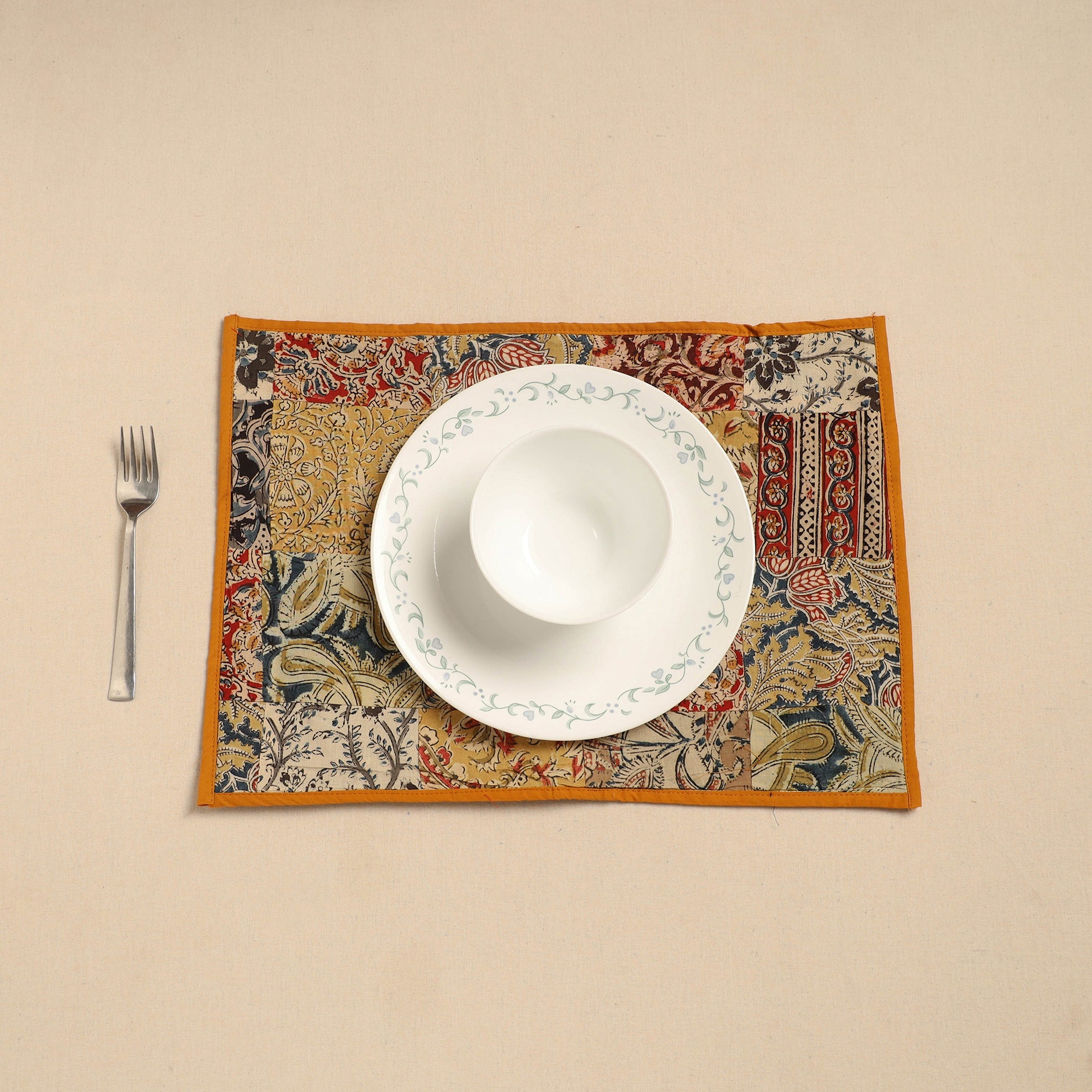 NOORI BAZAR Handcrafted Cotton Patchwork Table Mat 12