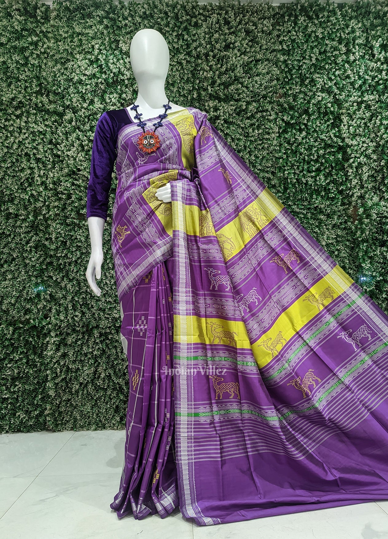 IndianVillèz Purple Pasapali Double Pallu Berhampuri Silk Saree