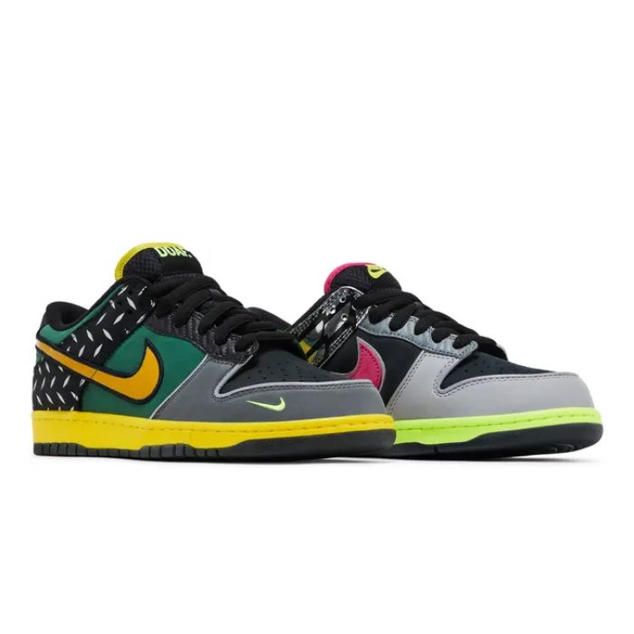 HYPE ELIXIR Nike Dunk Low What the Duck Home University of Oregon PE - view 2