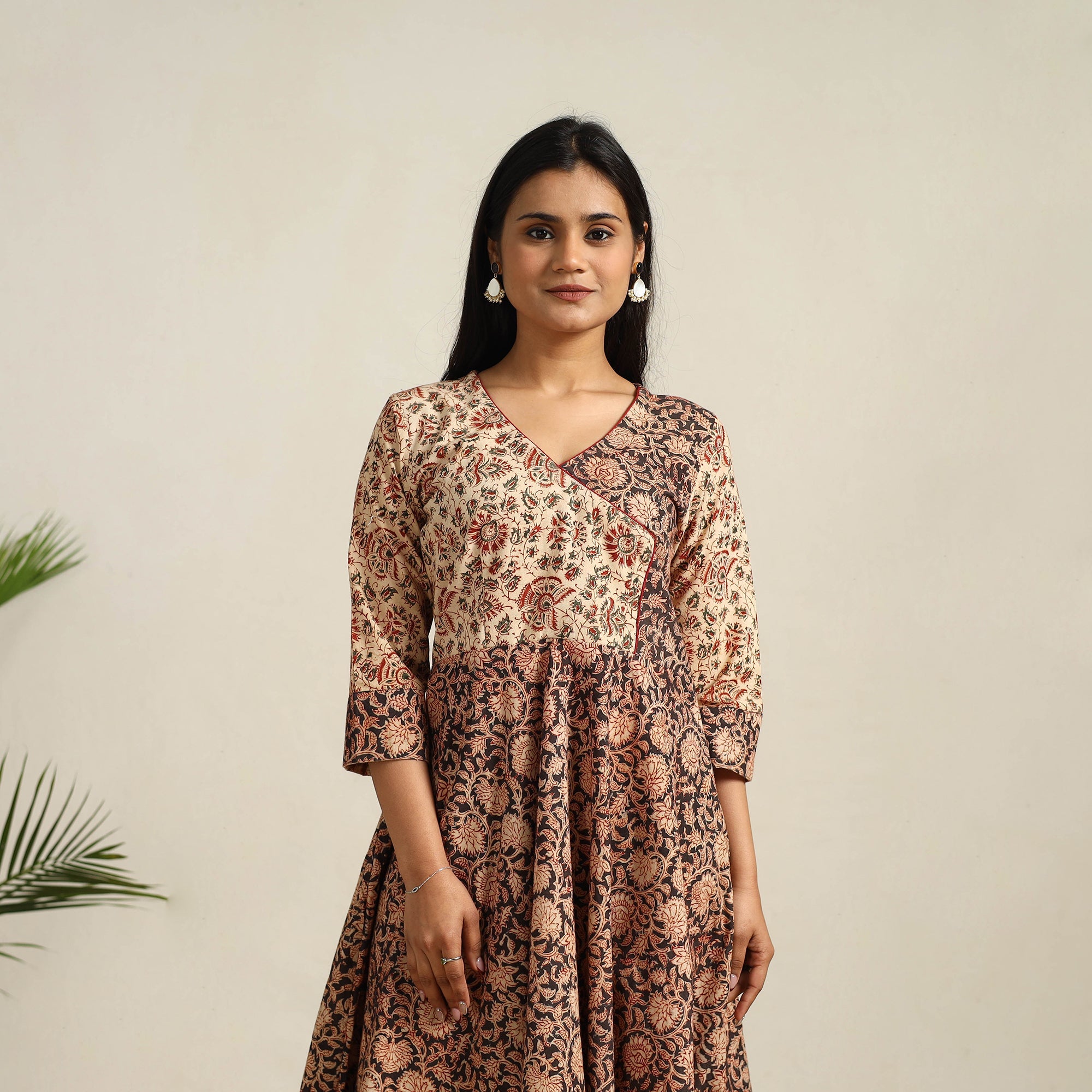 ITOKRI CASUALS Black - Pedana Block Print Cotton Flared Kalamkari Dress 01
