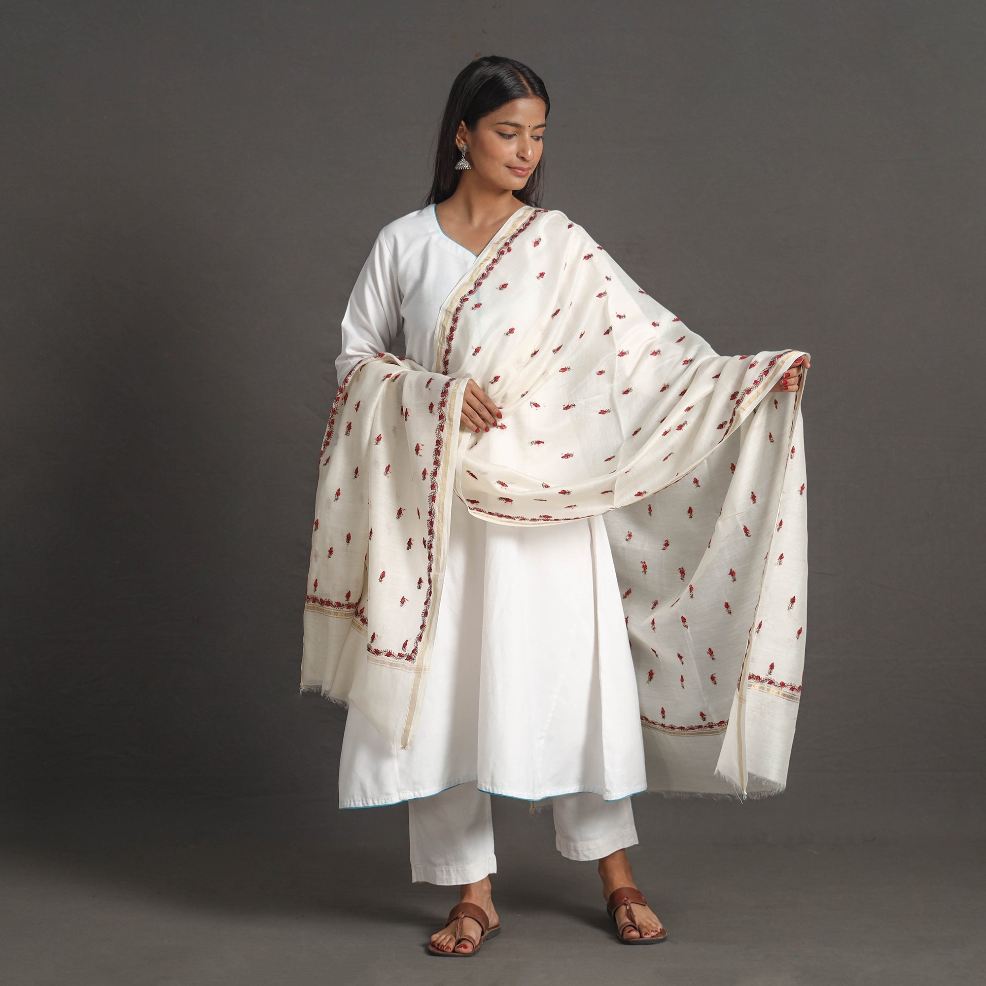 ITOKRI CRAFTS INITIATIVE Handloom Chanderi Silk Kashida Embroidery Dupatta 02 - view 2